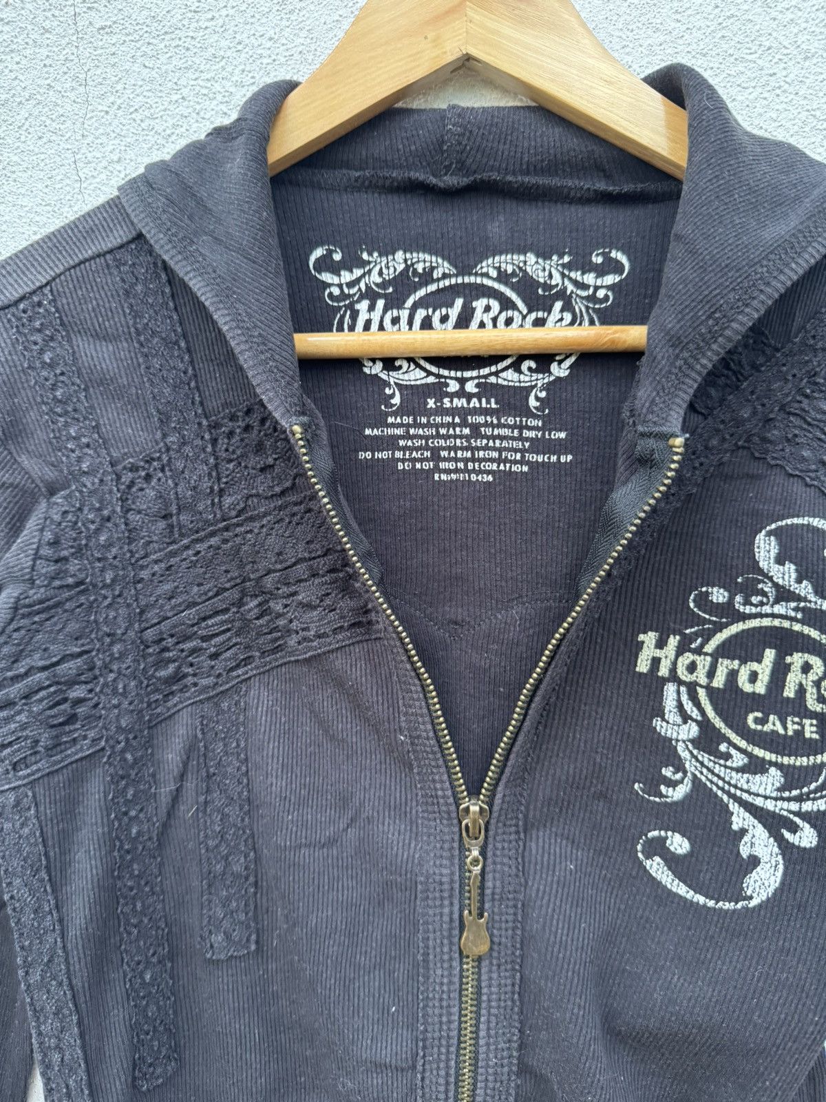 If Six Was Nine 2000s Hard Rock Cafe Leopard Bondage Laces Zip Up Hoodie Size XS / US 0-2 / IT 36-38 - 6 Thumbnail