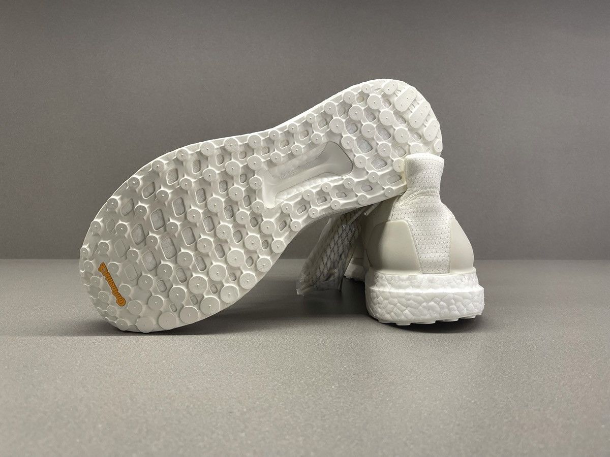 Adidas × Pharrell Adidas Solar Hu Pharrell Greyscale Pack Off White Size US 10 / EU 43 - 9 Thumbnail