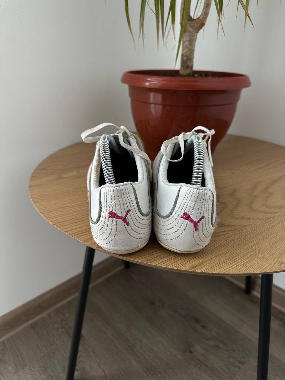 Puma × Vintage Vintage Japanese Puma Speedcat Women’s White Shoes Size US 7.5 / IT 37.5 - 14 Thumbnail