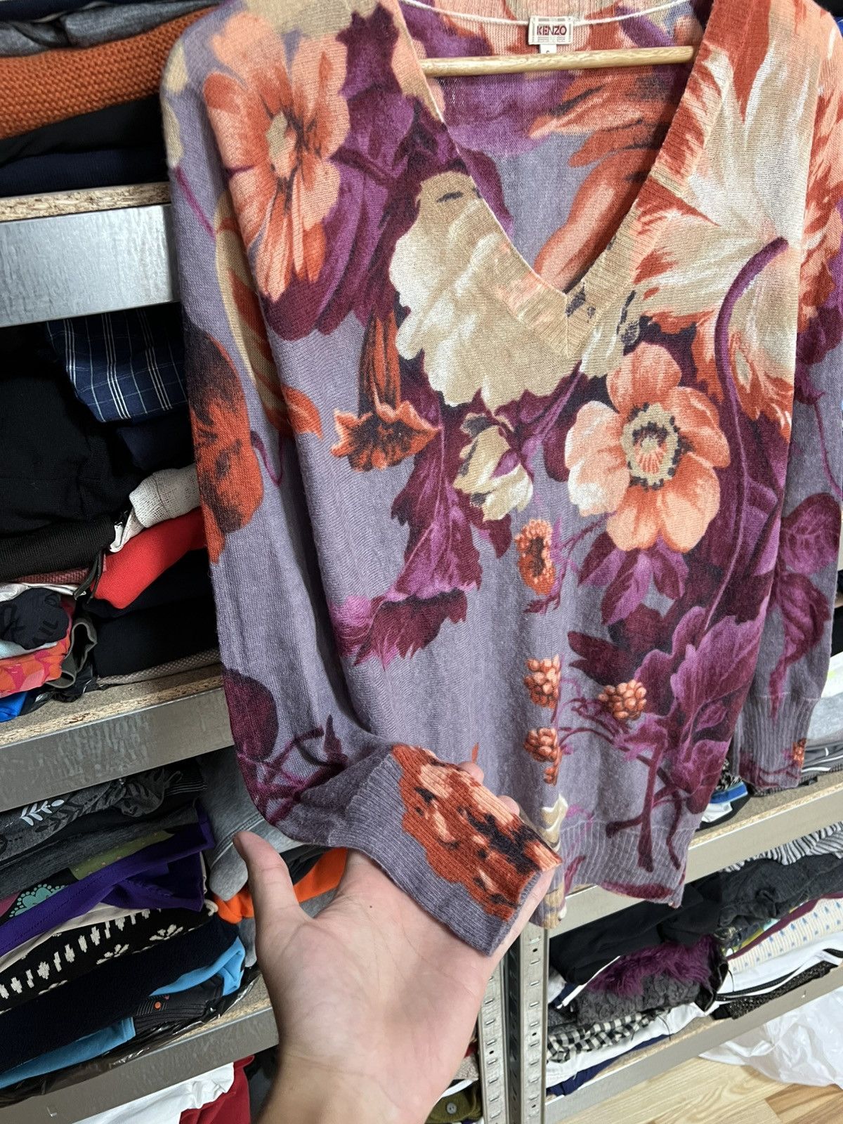 Kenzo Vintage Kenzo Knit V Neck Floral Sweater Long Sleeve Tunic Size S / US 4 / IT 40 - 4 Thumbnail
