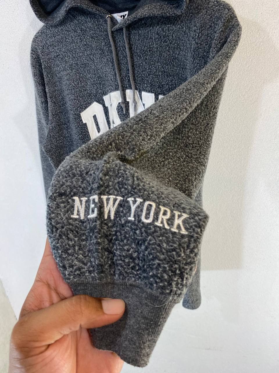 DKNY dkny fleece hoody embroided logo nice design Size US S / EU 44-46 / 1 - 3 Thumbnail