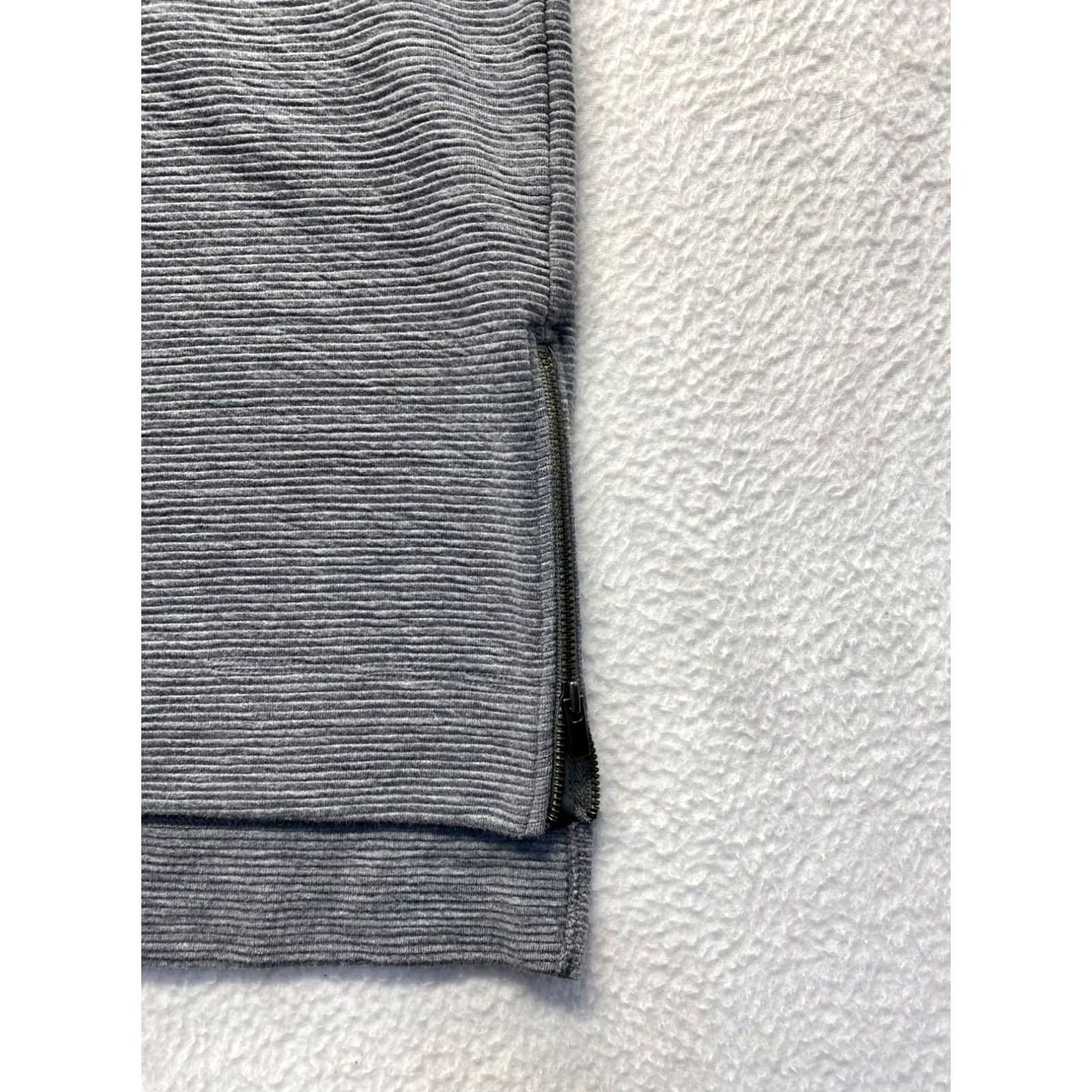Banana Republic VINTAGE Banana Republic Gray Sleeveless Turtleneck Dress XS Women Midi Knee Length Ribbed Zippers Bodycon Size XS / US 0-2 / IT 36-38 - 3 Thumbnail