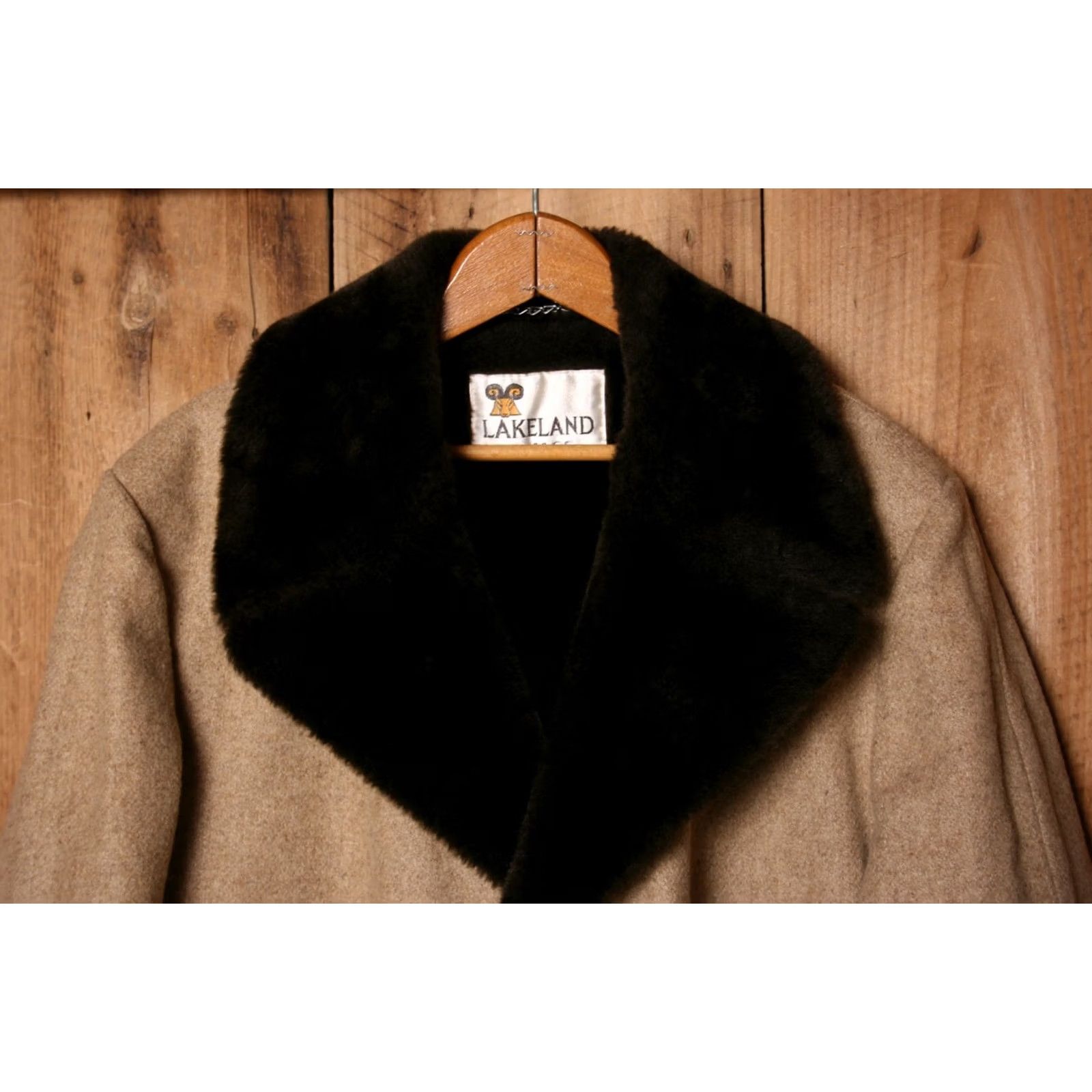 Vintage VINTAGE Lakeland Coat | Tan Wool Blend Top Coat w/Faux Fur Collar & Lining Sz. 44 Mens Overcoat Winter Fall Size US XXL / EU 58 / 5 - 2 Thumbnail