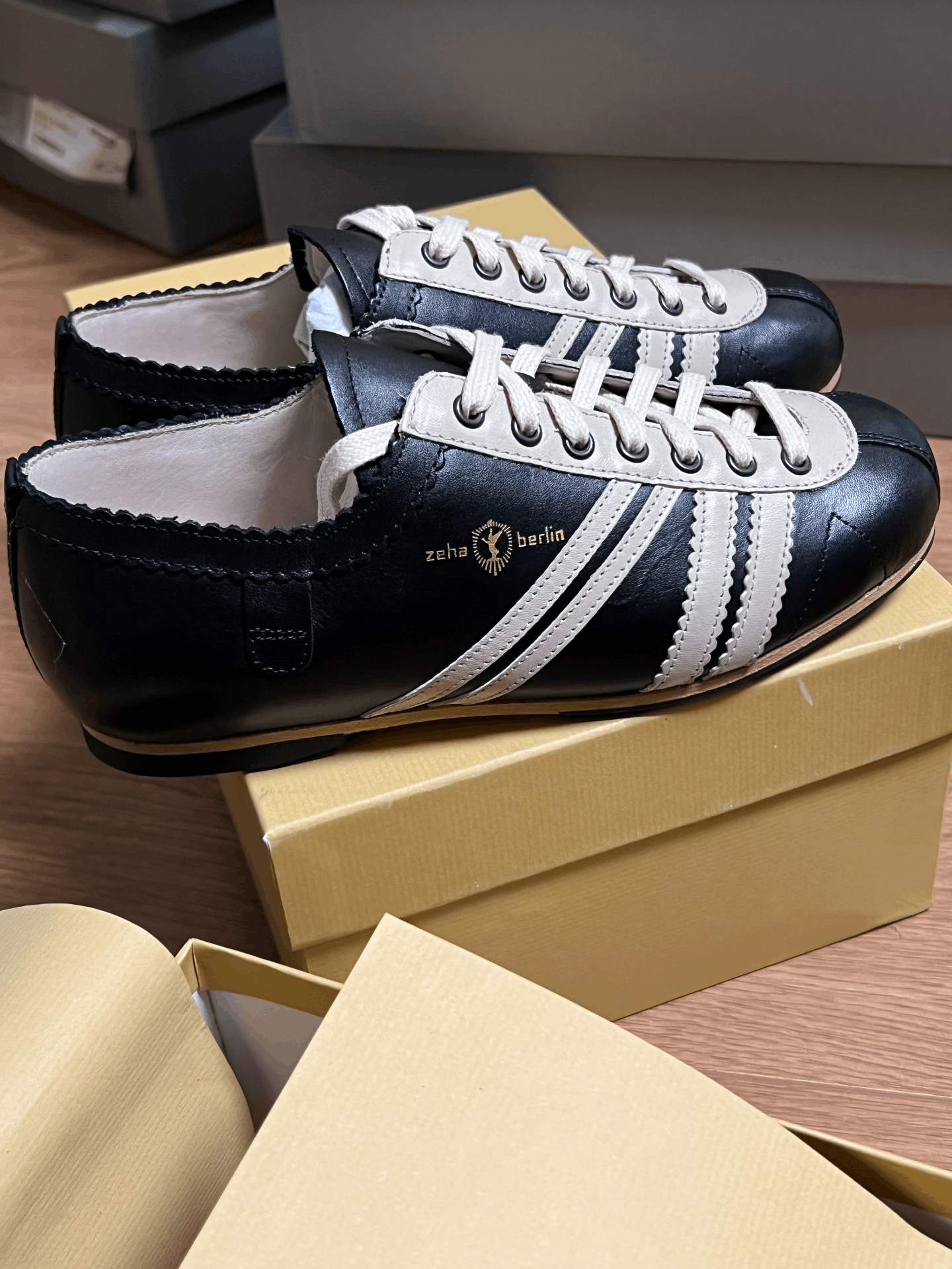 Other Zeha Berlin Club Shoes Size US 6 / IT 36 - 1 Thumbnail