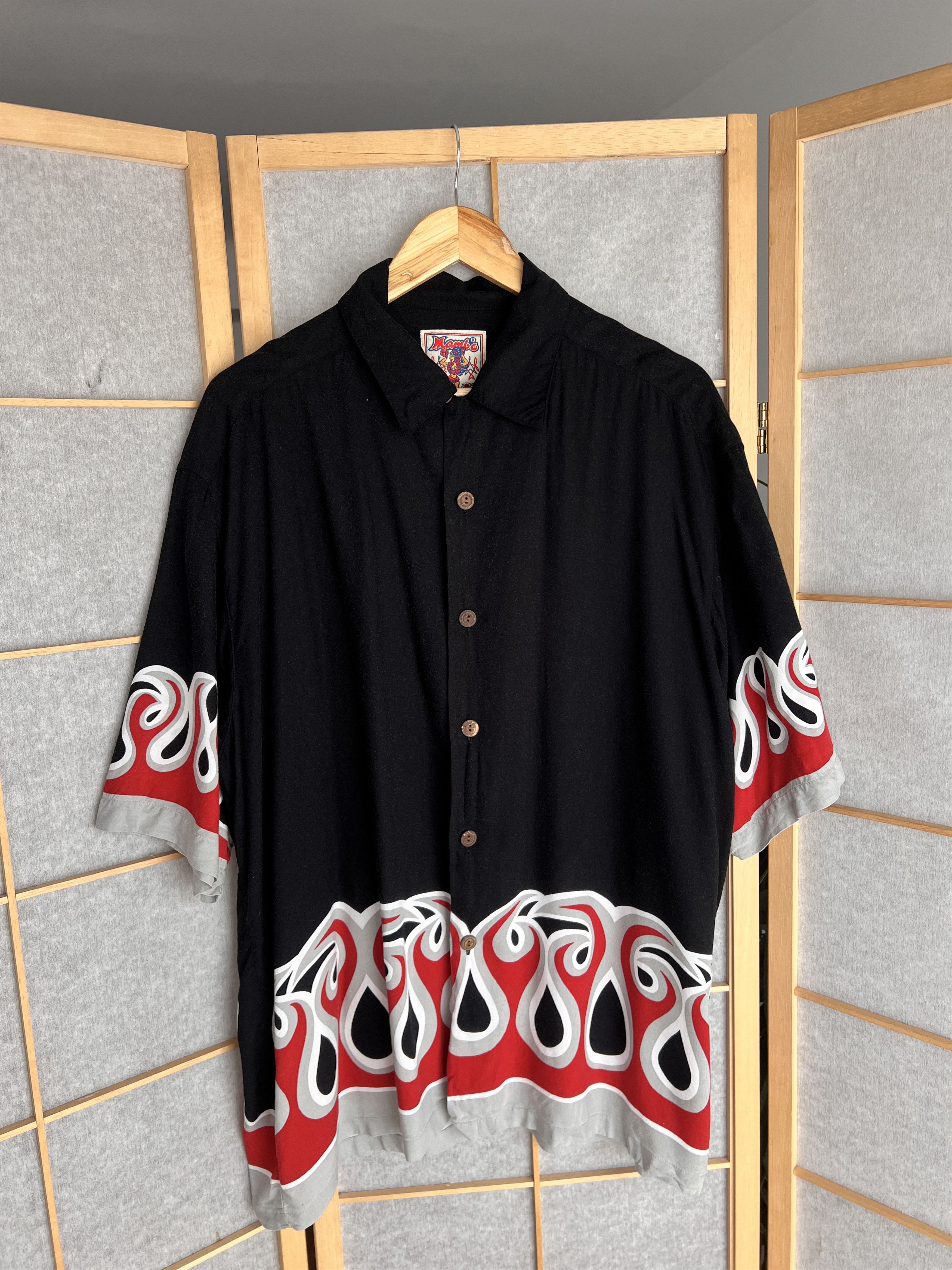 Mambo Crazy! Mambo vintage 1990s Hawaiian shirt printed flame rare Size US L / EU 52-54 / 3 - 20 Thumbnail