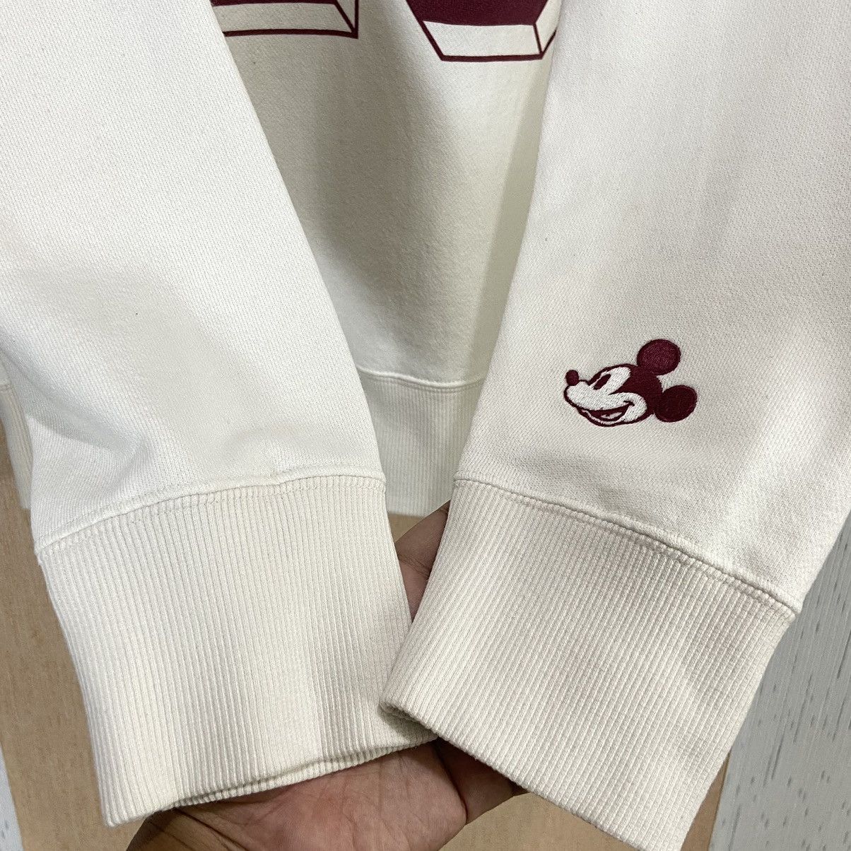 UNIQLO x Disney Sweatshirt