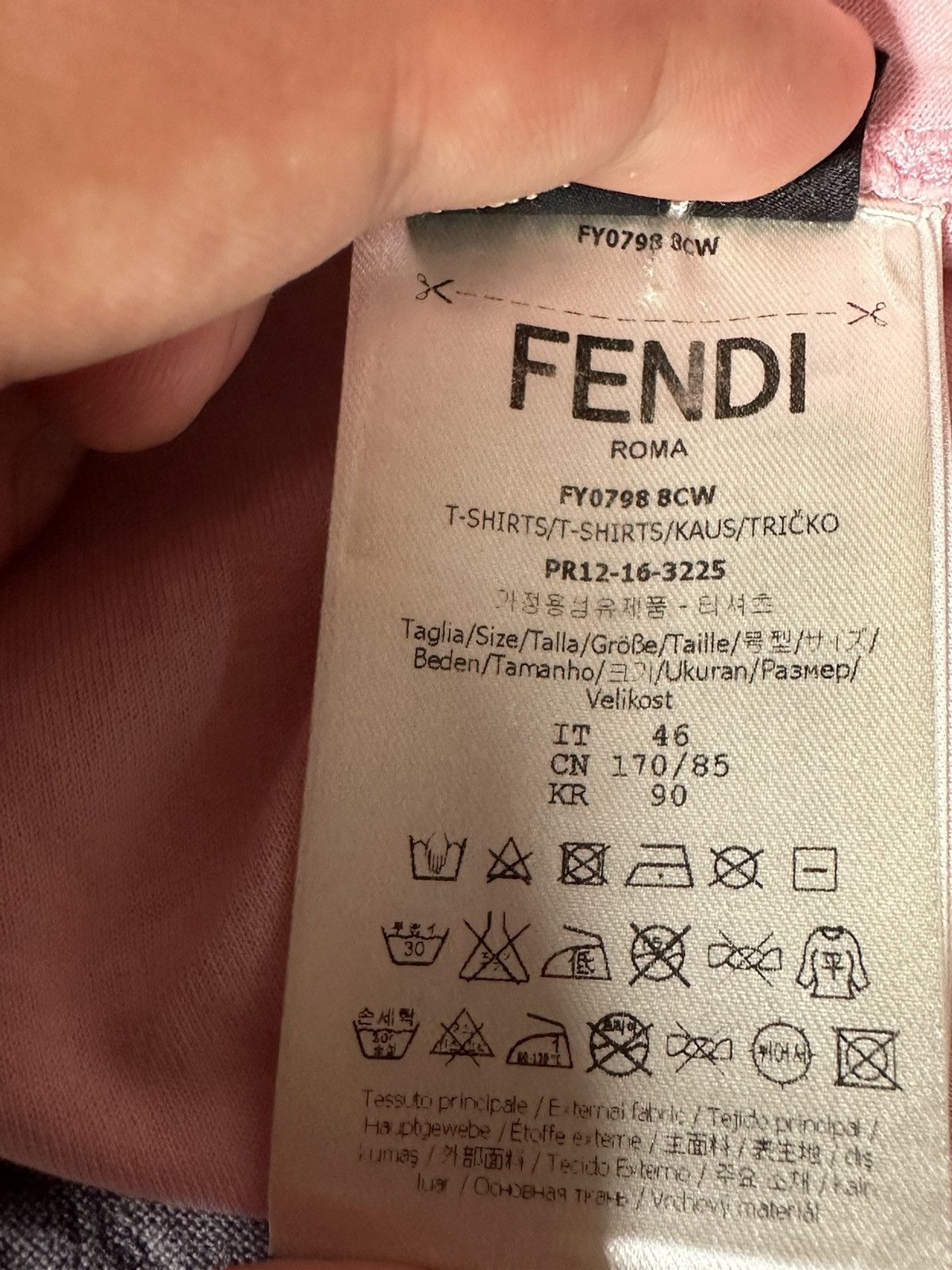 Fendi STEAL FENDI PRINT GRAFFITI MAN Size US S / EU 44-46 / 1 - 8 Thumbnail
