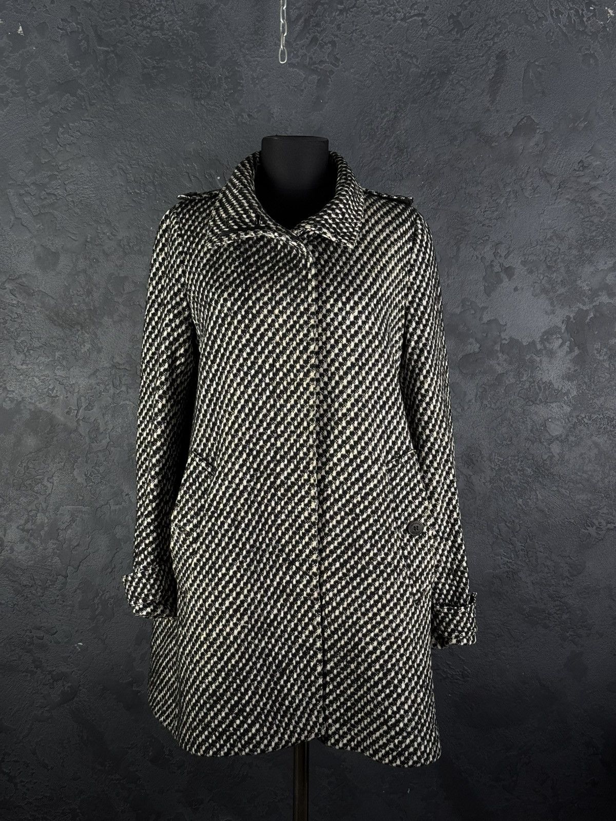 Burberry Prorsum Burberry Prorsum Women’s Wool Coat Houndstooth Size M / US 6-8 / IT 42-44 - 4 Thumbnail
