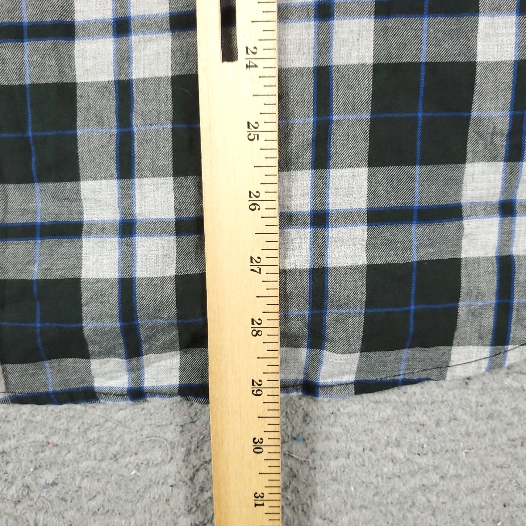 American Eagle Outfitters American Eagle Outfitters Shirt Adult Large Gray Plaid Button-Up Long Sleeve Cotton Casual Mens Size US L / EU 52-54 / 3 - 4 Thumbnail