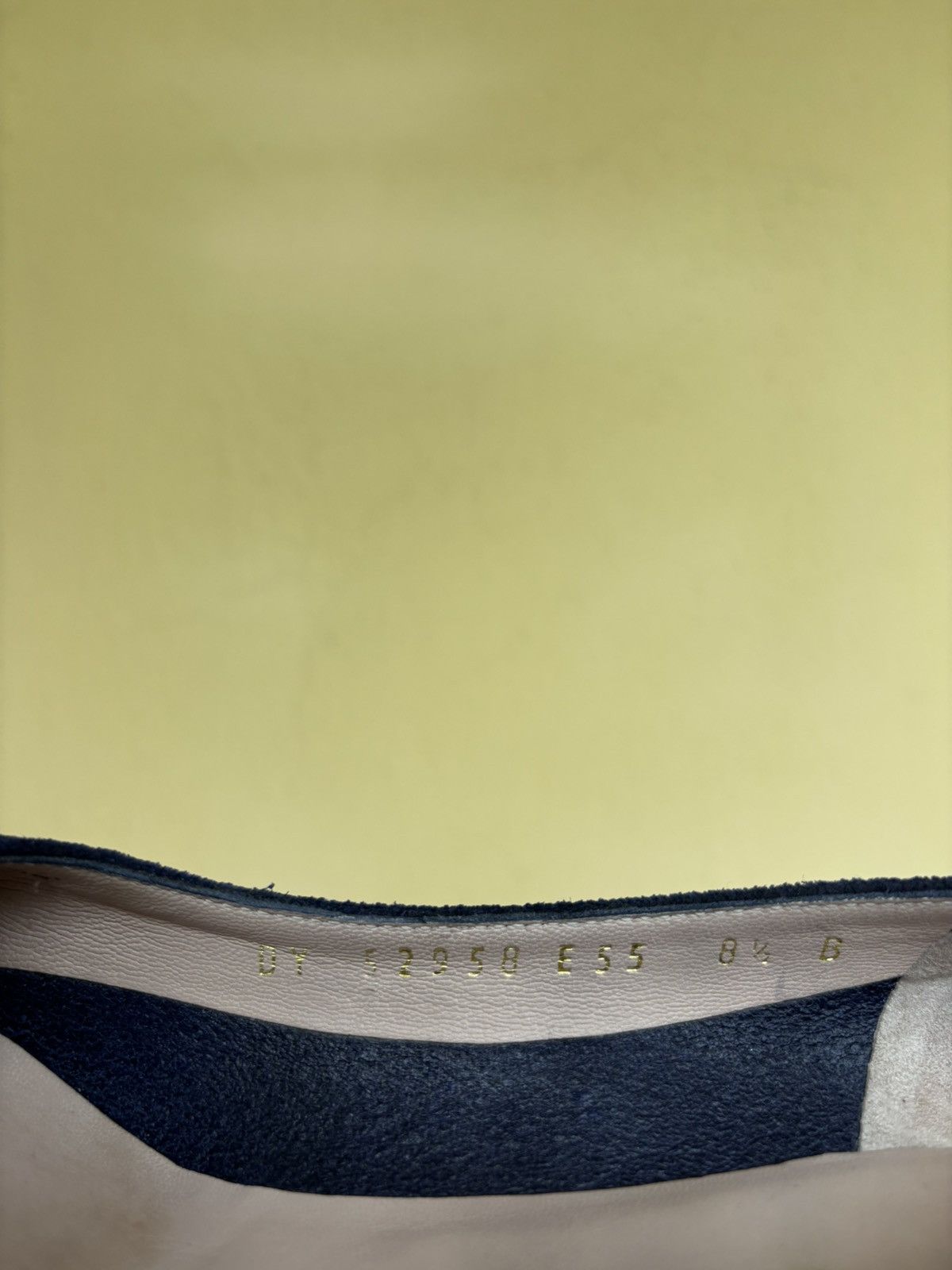 Salvatore Ferragamo Salvatore Ferragamo Pumps Heels Navy Blue Leather Women Size US 8.5 / IT 38.5 - 11 Thumbnail
