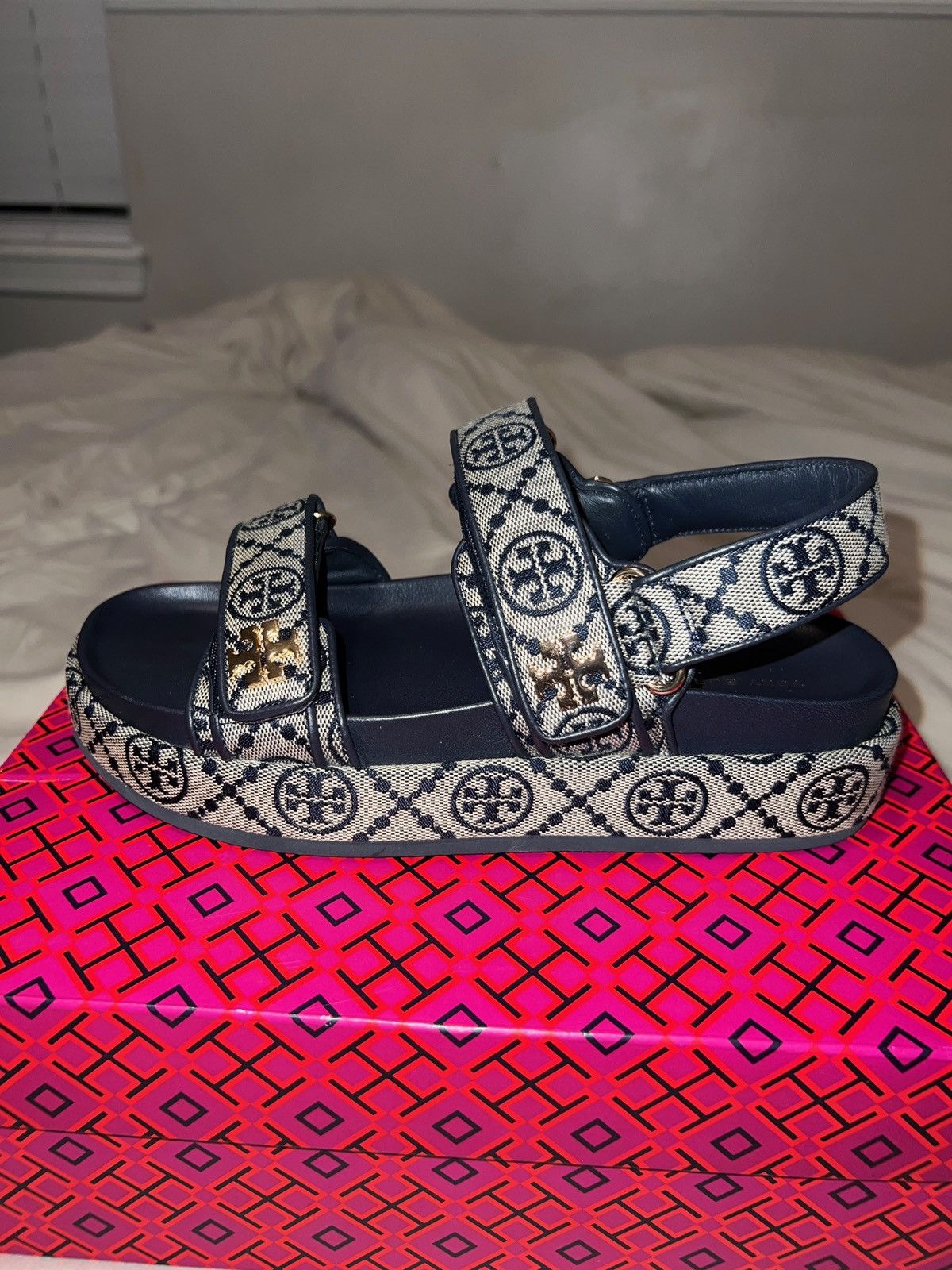 Tory Burch Tory Burch KIRA SPORT SANDA Size US 7 / IT 37 - 1 Thumbnail