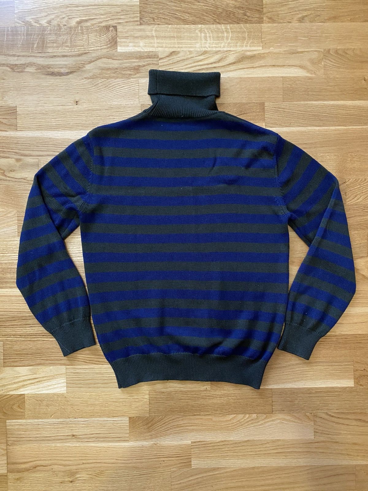 Armani Armani Jeans Vintage Wool Turtleneck Sweater Mens L Green Size US L / EU 52-54 / 3 - 3 Thumbnail