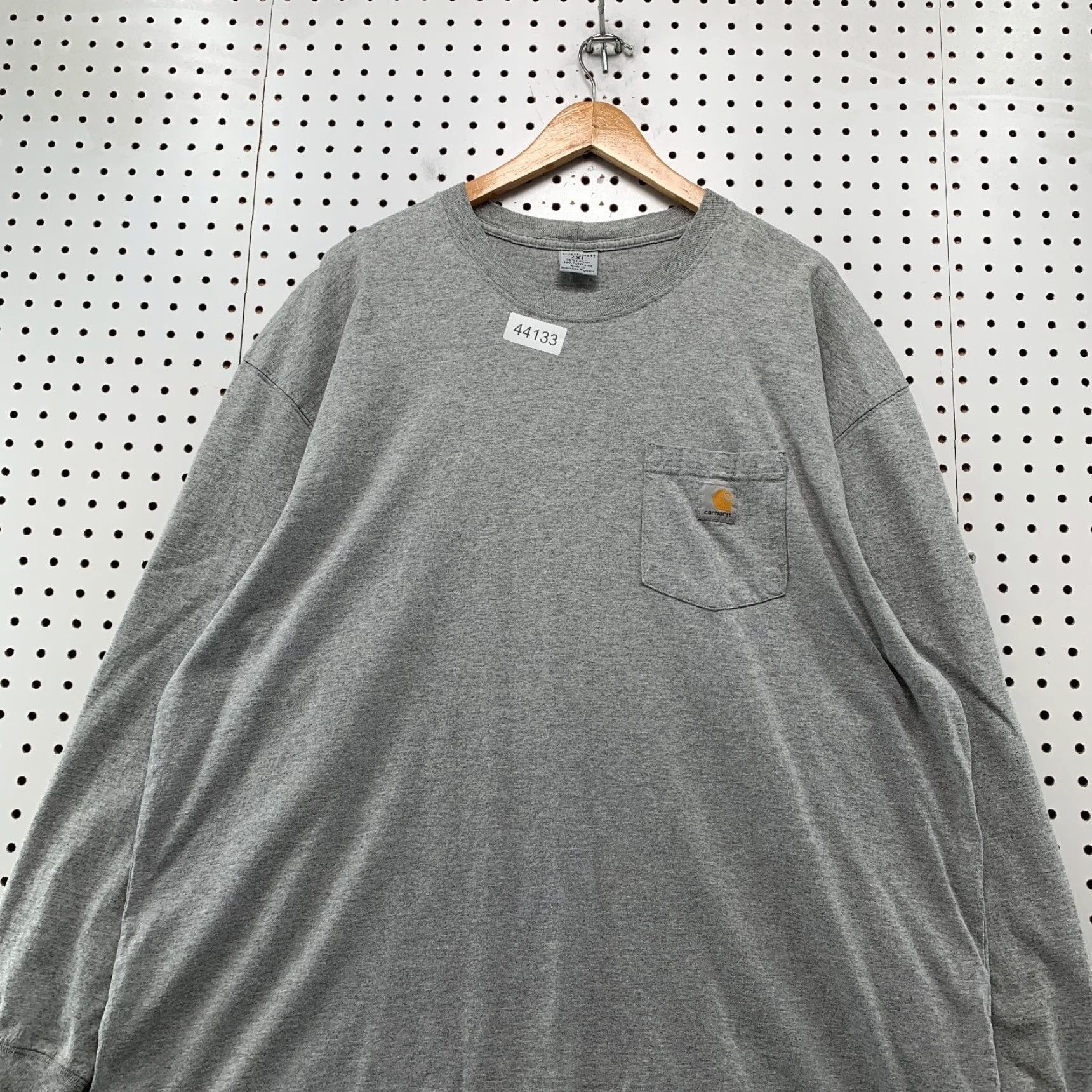 Carhartt Carhartt Pocket Long Sleeve Shirt Mens 2XL Gray Work Wear Cotton Knit Crew Neck with Pockets Mens 2XL Gray Carhartt Shirt Size US XXL / EU 58 / 5 - 2 Thumbnail