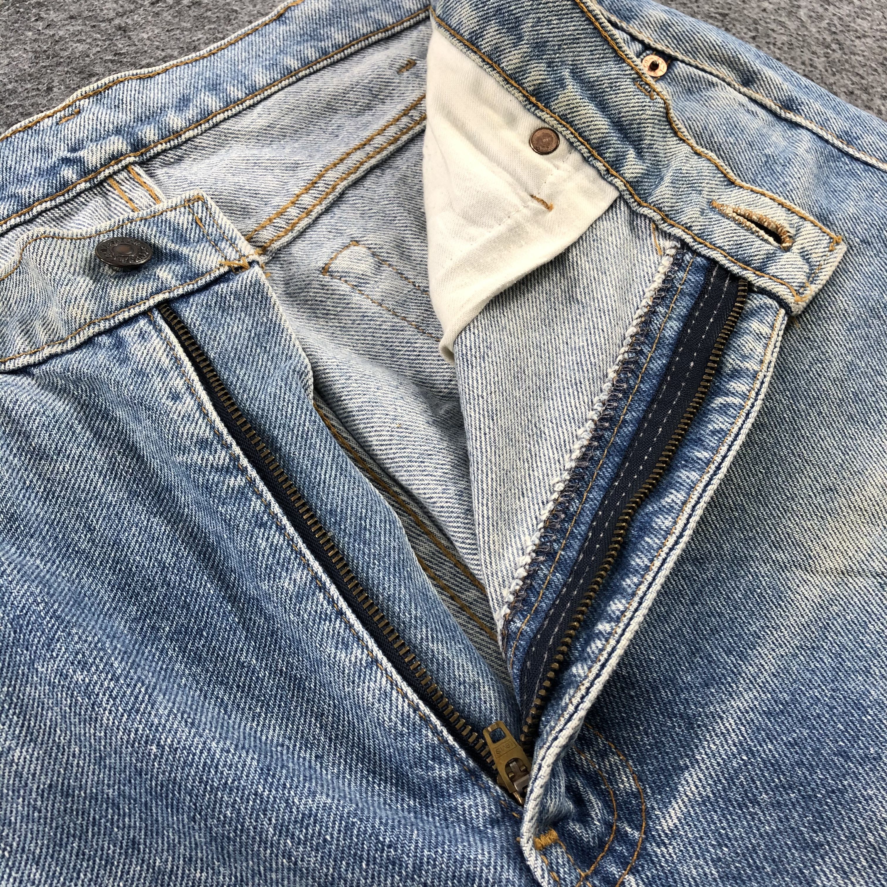 Levi's × Vintage Vintage 90s Light Wash Levis 510 Jeans-JM1925 Size US 34 / EU 50 - 8 Thumbnail