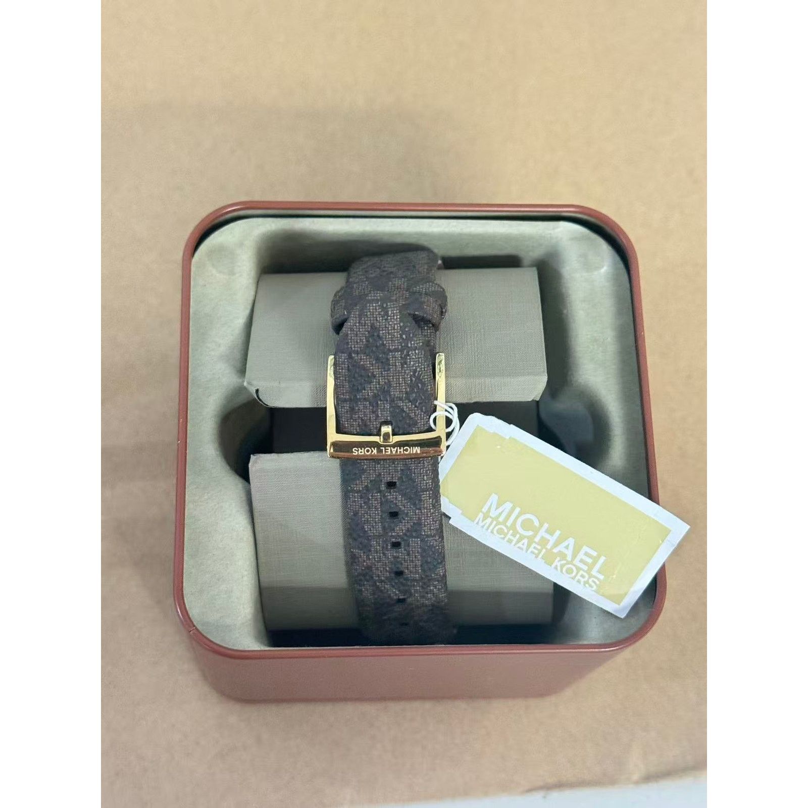 Michael Kors Michael Kors MK6979 Oversized Runway Dive Pavé Logo Watch Size ONE SIZE - 2 Thumbnail