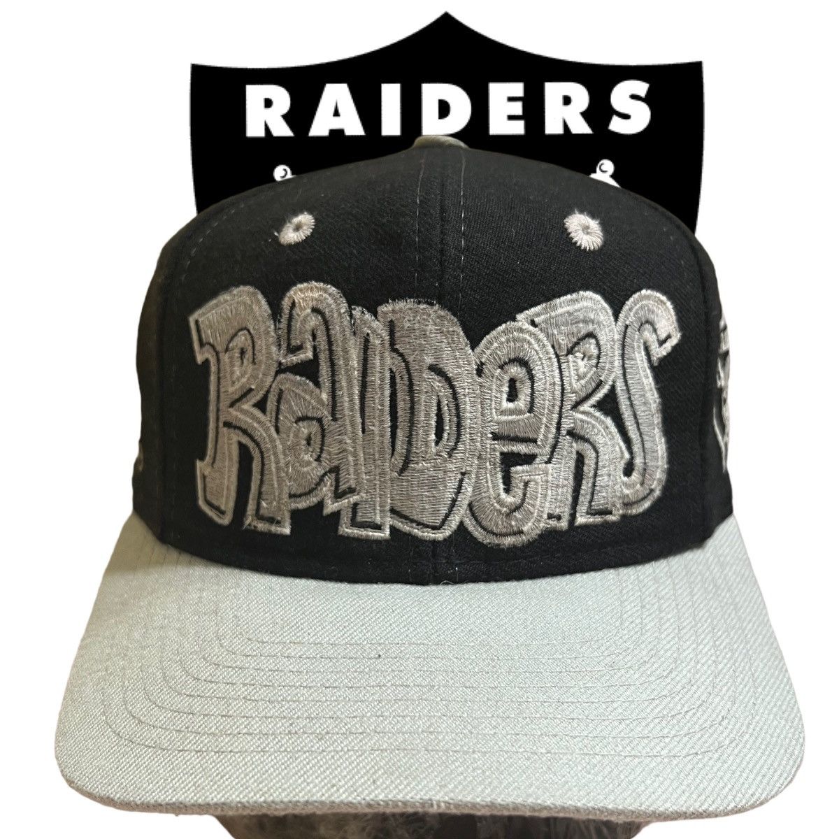 Drew Pearson × Hat × Vintage Los Angeles Raiders Graffiti Drew Pearson × Hat × Vintage Los Angeles Raiders Graffiti