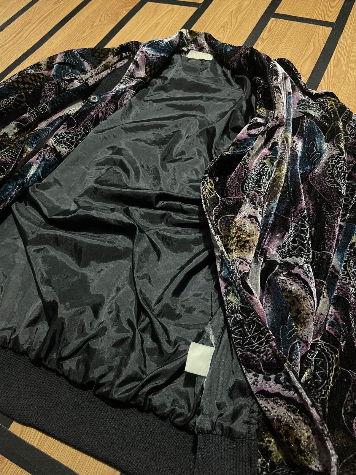 Japanese Brand × Le Grande Bleu (L.G.B.) vintage y2k Windy ziip bomber jacket velvet full print Size US XL / EU 56 / 4 - 8 Thumbnail