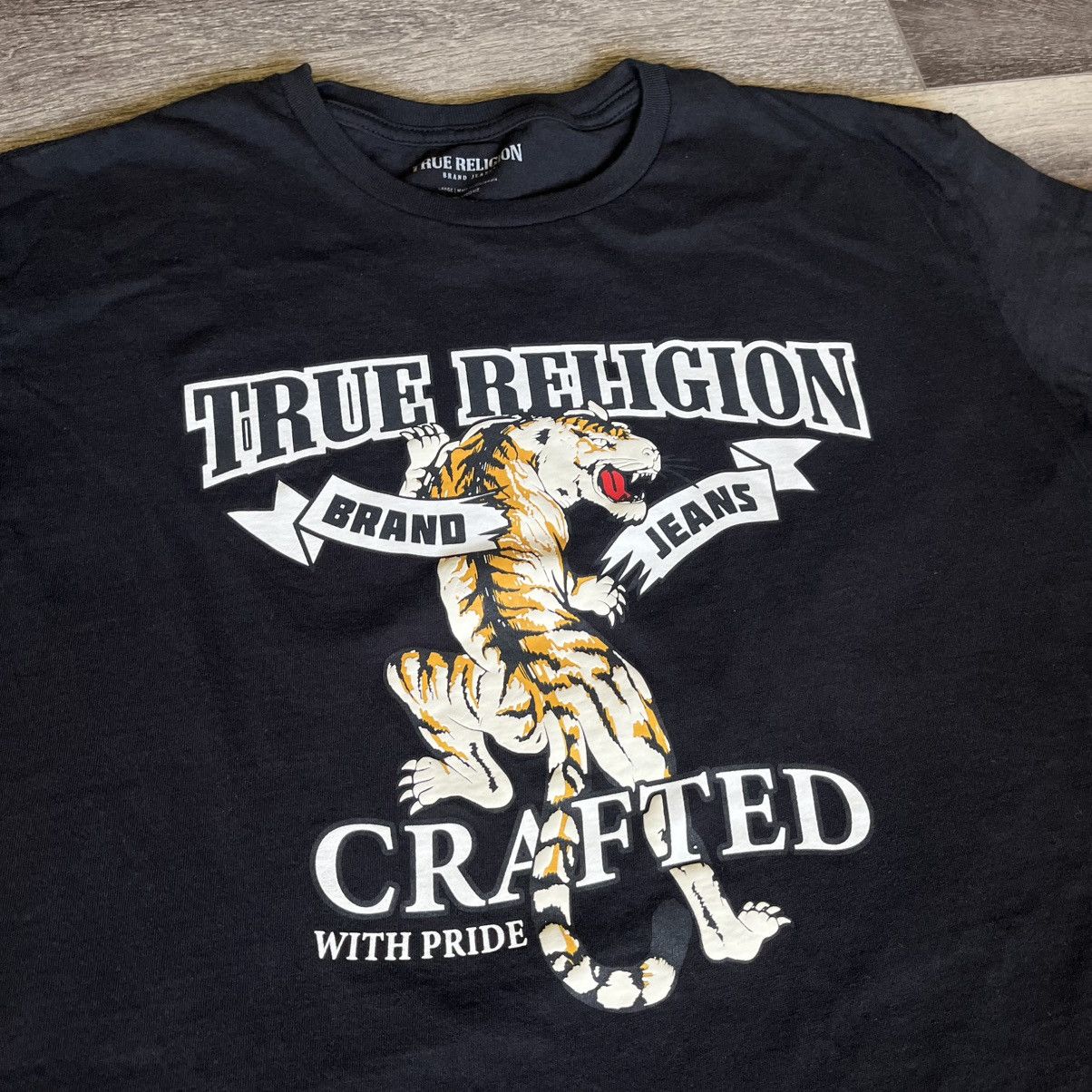 True Religion × Vintage Vintage True Religion Tiger Crafted Relaxed Graphic Logo Tee Size US L / EU 52-54 / 3 - 1 Thumbnail