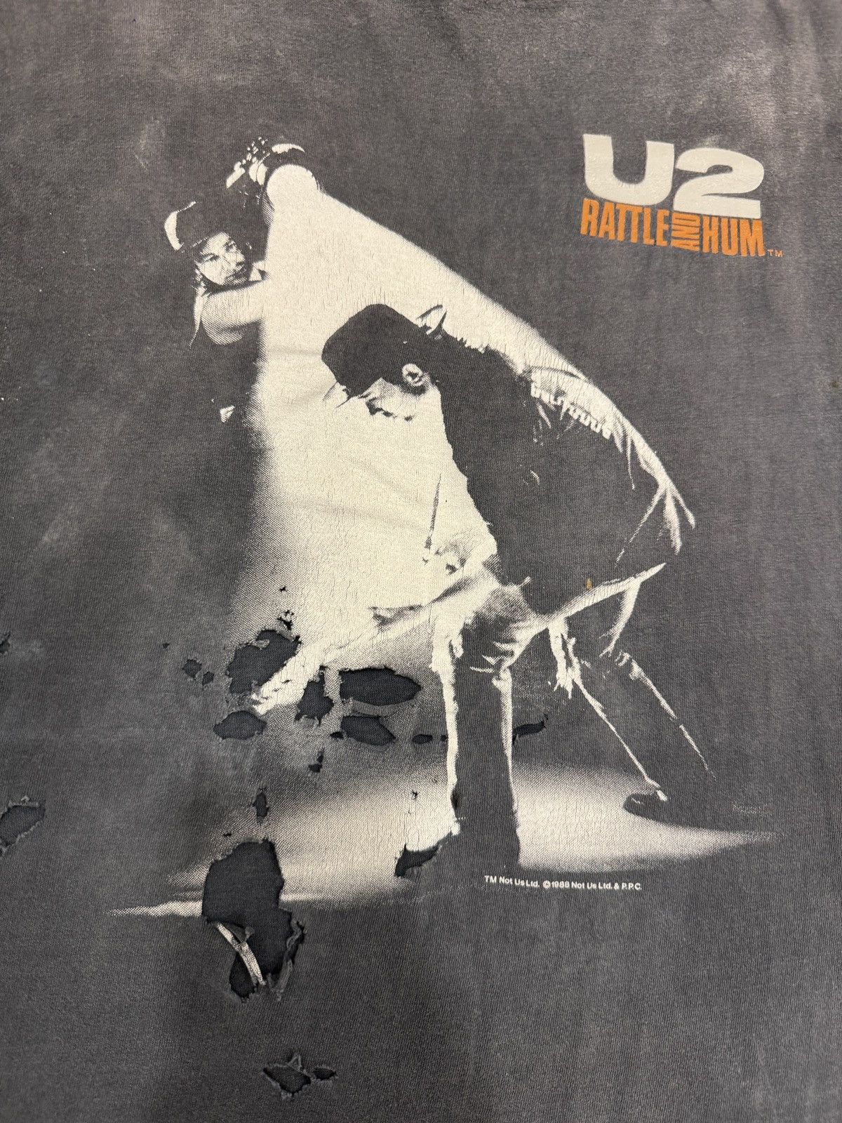 Other RARE U2 “RATTLE AND HUM” THRASHED TSHIRT Size US M / EU 48-50 / 2 - 2 Thumbnail