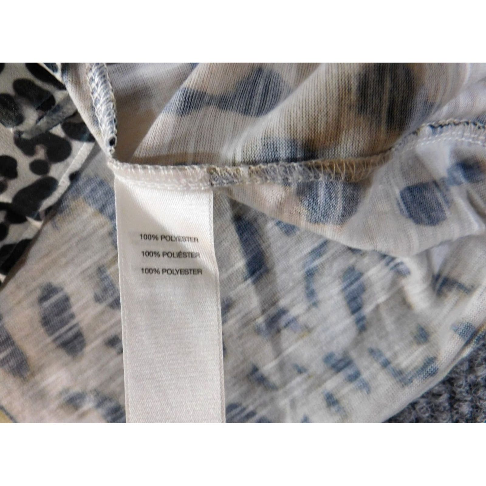 Vintage Chicos Blouse Shirt Women 2 Brown Animal Print Polyester Round Neck Long Sleeve Pullover Casual Regular Size 2 2 Size XS / US 0-2 / IT 36-38 - 7 Thumbnail