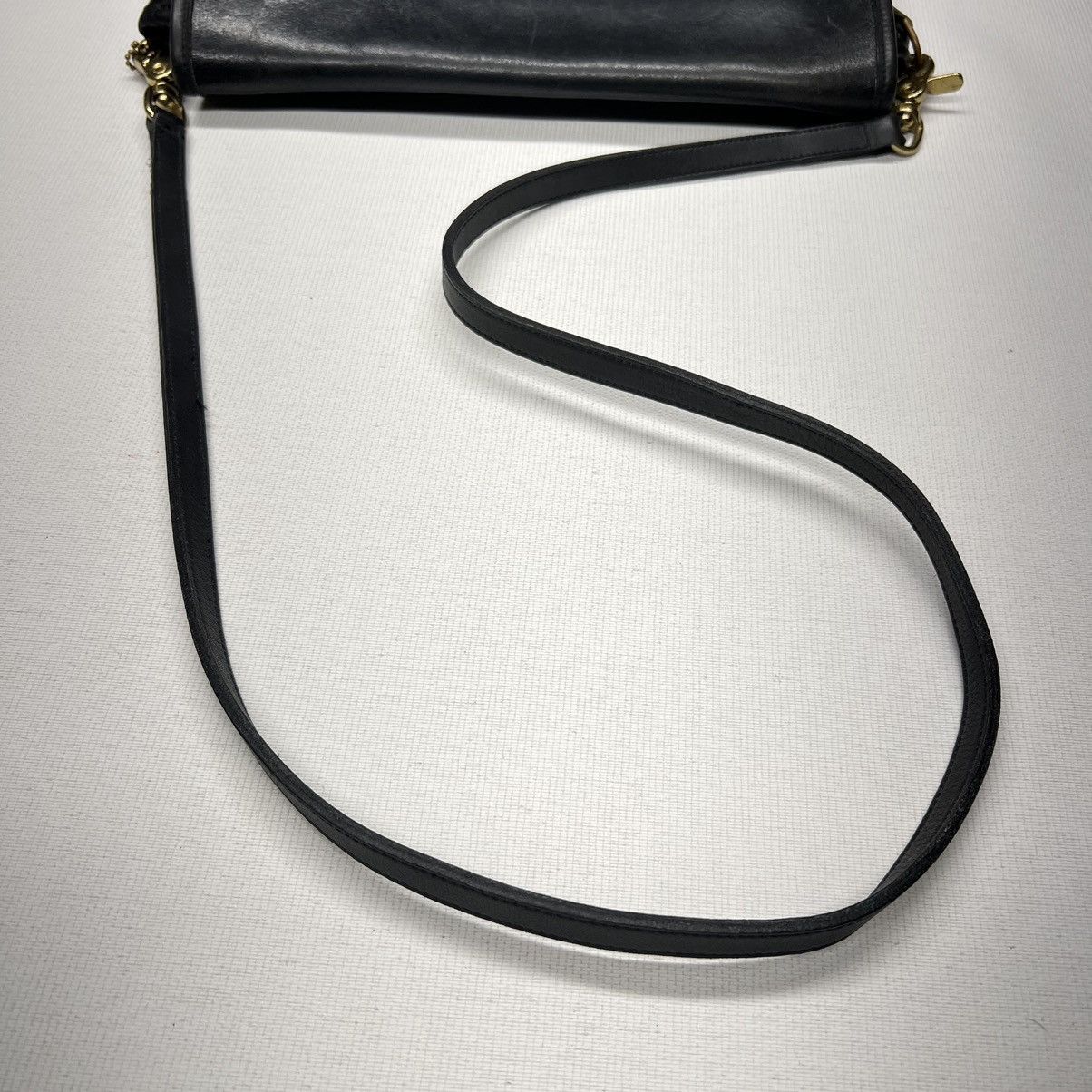 Coach × Vintage VTG Coach Crossbody Bag Purse Clutch Black Leather Hang Tag Size ONE SIZE - 18 Thumbnail