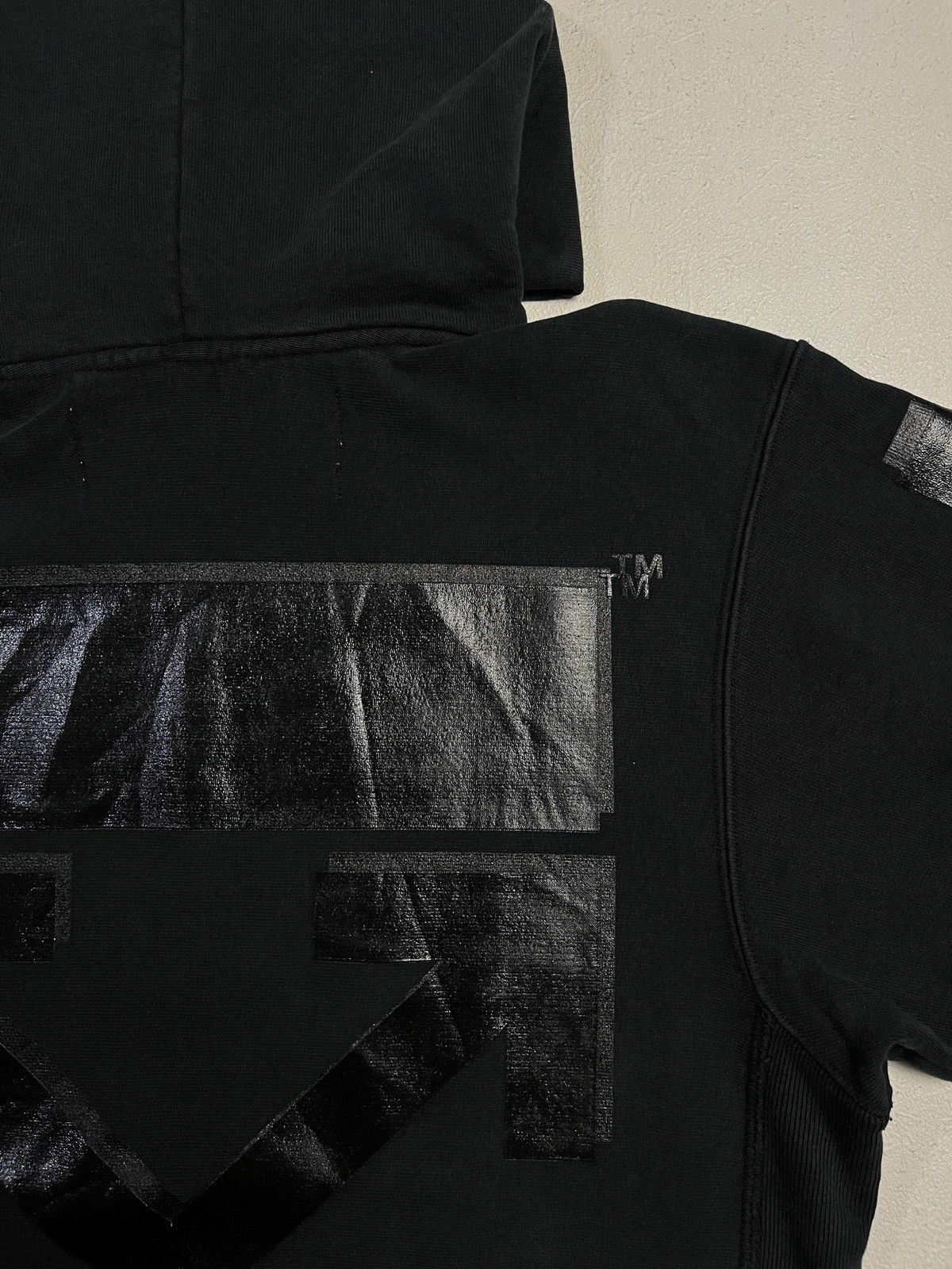 Champion × Off-White FW17 Off-White Champion Distressed Hoodie Size US M / EU 48-50 / 2 - 17 Thumbnail