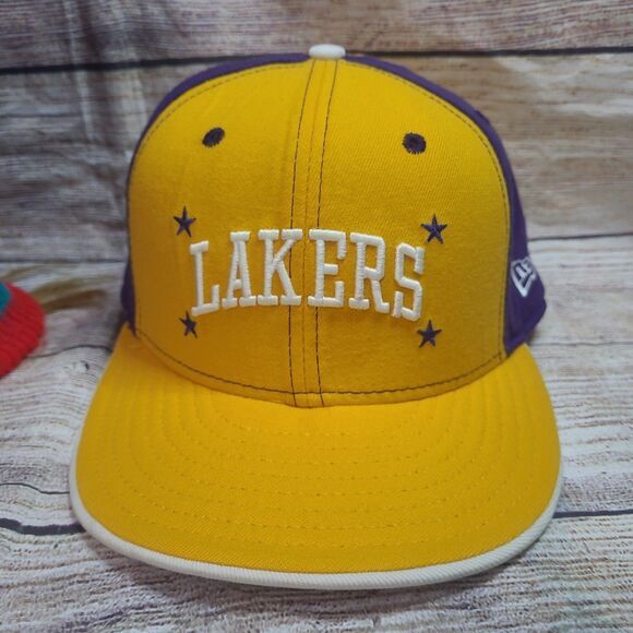 New Era Vtg New Era Los Angeles Lakers Fitted hat Size ONE SIZE - 2 Thumbnail