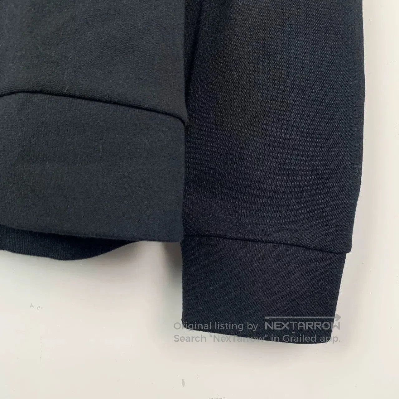Fendi fendi black logo hooded sweatshirt size l. Size US L / EU 52-54 / 3 - 4 Thumbnail