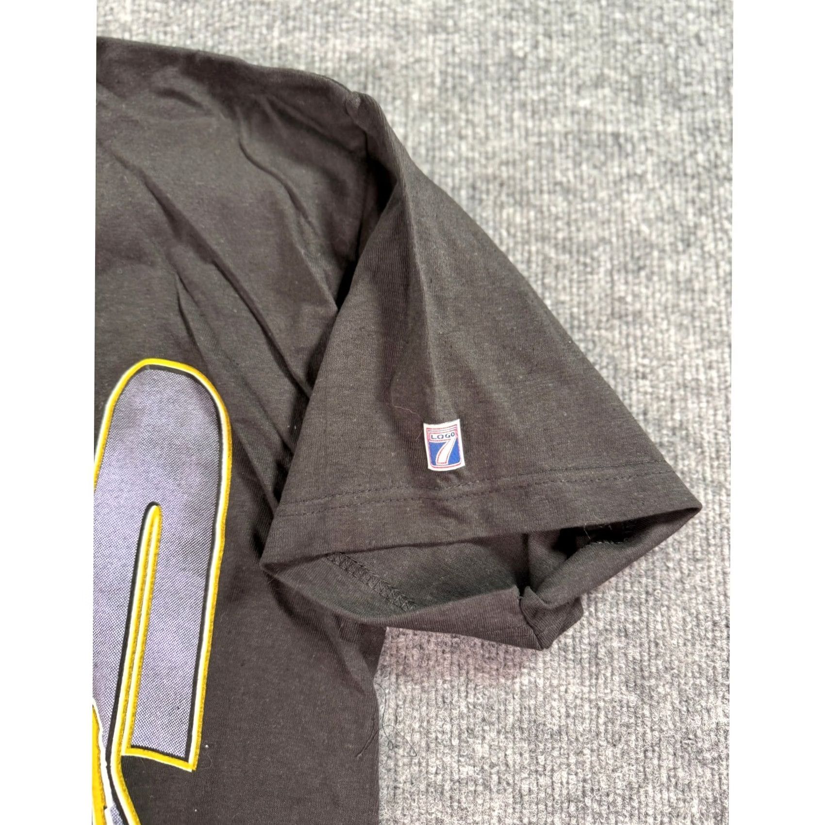 Logo 7 VINTAGE Logo 7 Minnesota Vikings T Shirt Mens L Black 1995 NFL Graphic Tee Size US L / EU 52-54 / 3 - 6 Thumbnail
