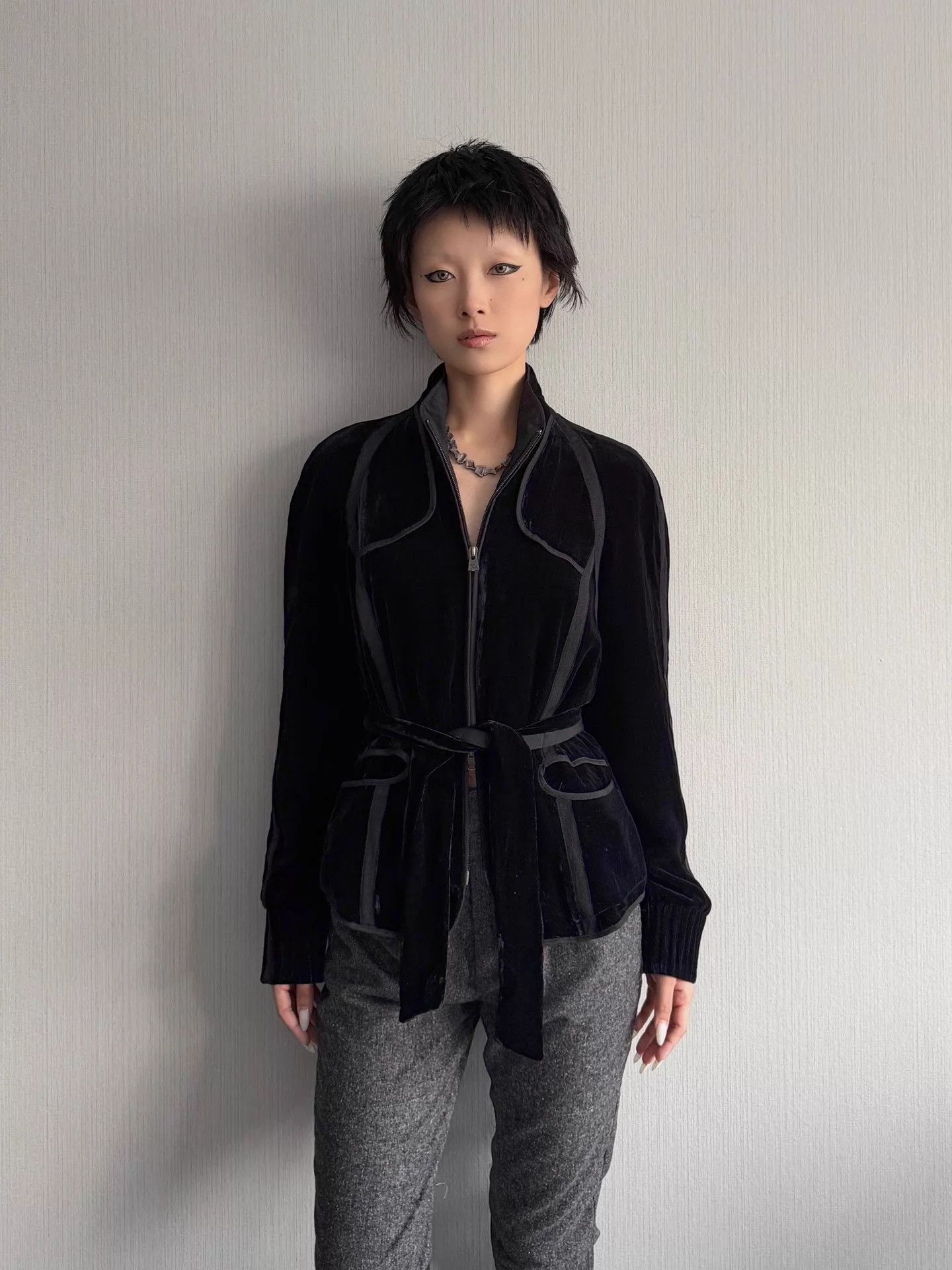 Armani Armani Vintage Velvet Belted Double-Zip Jacket M Size M / US 6-8 / IT 42-44 - 1 Thumbnail