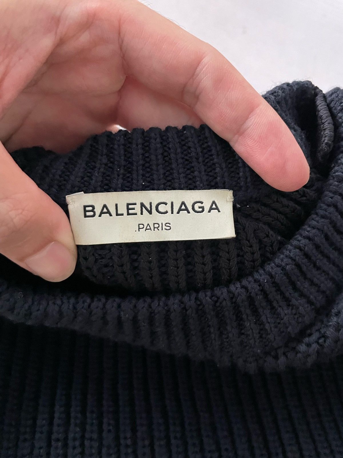 Balenciaga Balenciaga AW18 Button-Detail Sweater Size US M / EU 48-50 / 2 - 9 Thumbnail