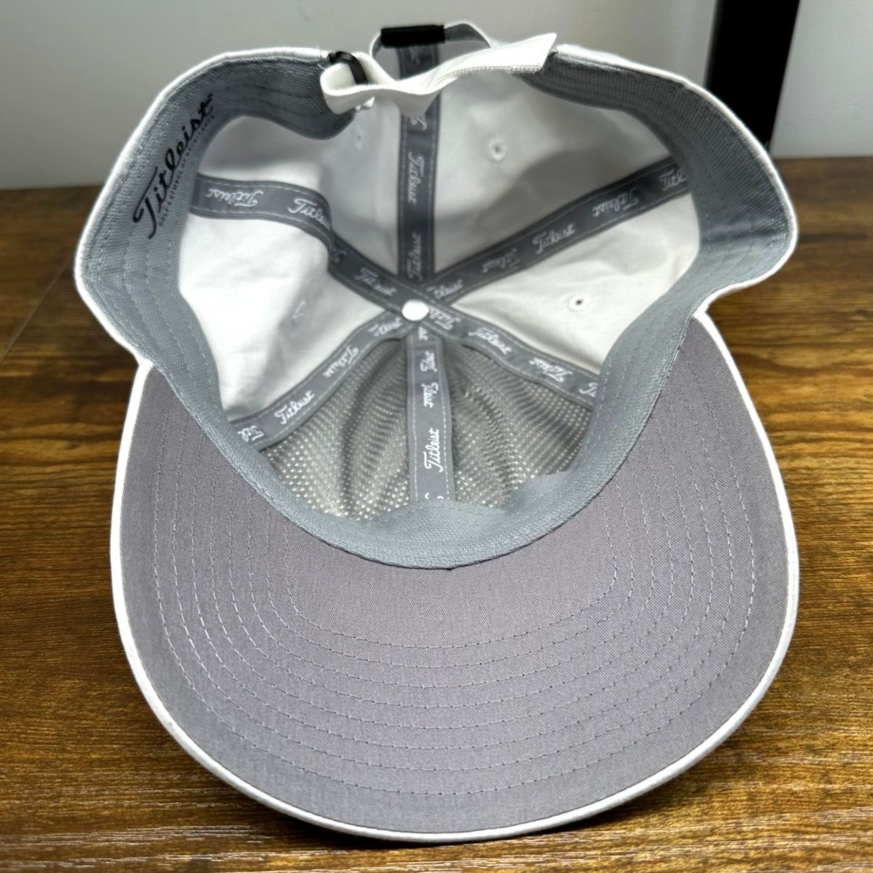 Titleist Titleist Golf Hat White Adjustable Strapback Baseball Cap Black Circle Logo Cap Mens WB Twill Cotton Baseball Cap Size ONE SIZE - 6 Thumbnail