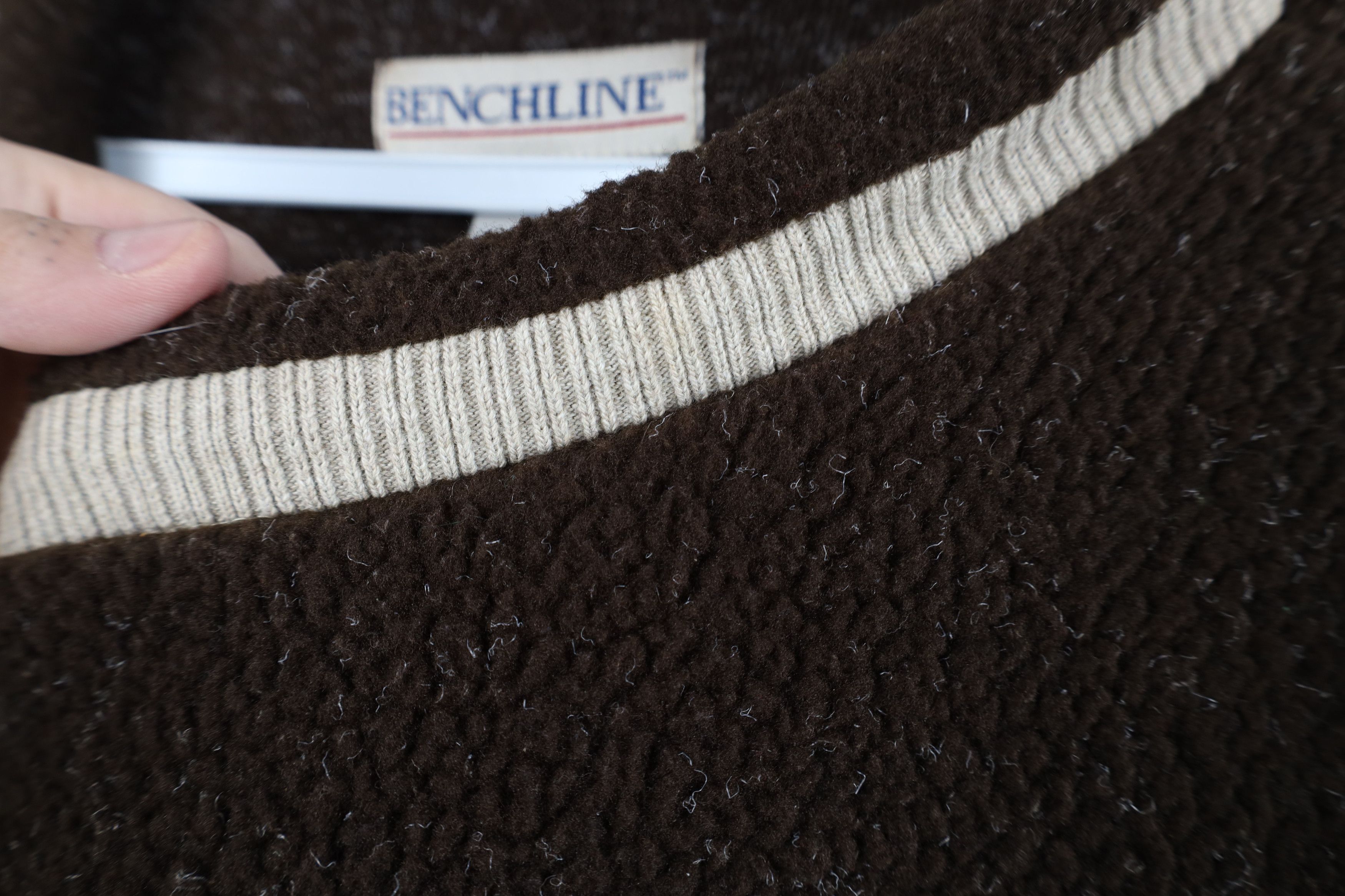 Vintage Vintage 90s Streetwear Fit Deep Pile Fleece Sweater Brown Size US L / EU 52-54 / 3 - 4 Thumbnail