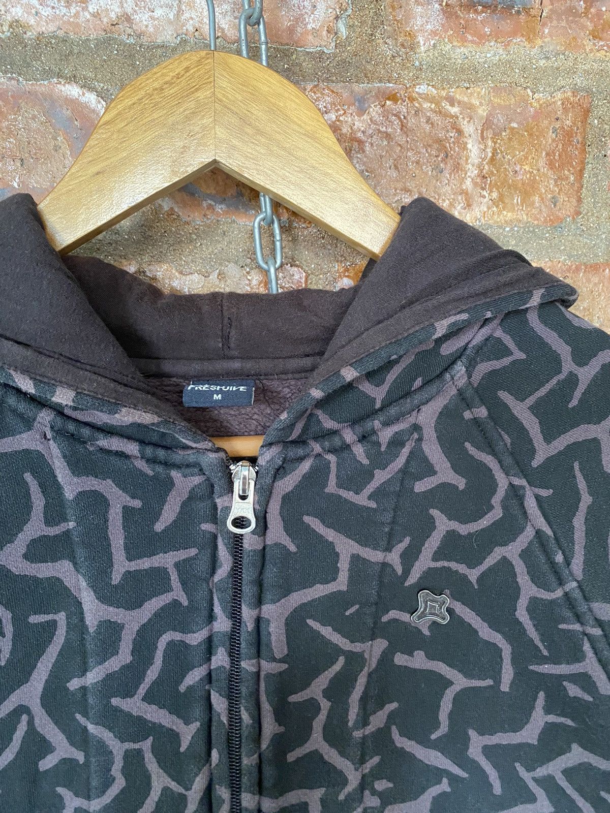 Freshjive Vtg Camo zipper hoodie Size US S / EU 44-46 / 1 - 6 Thumbnail