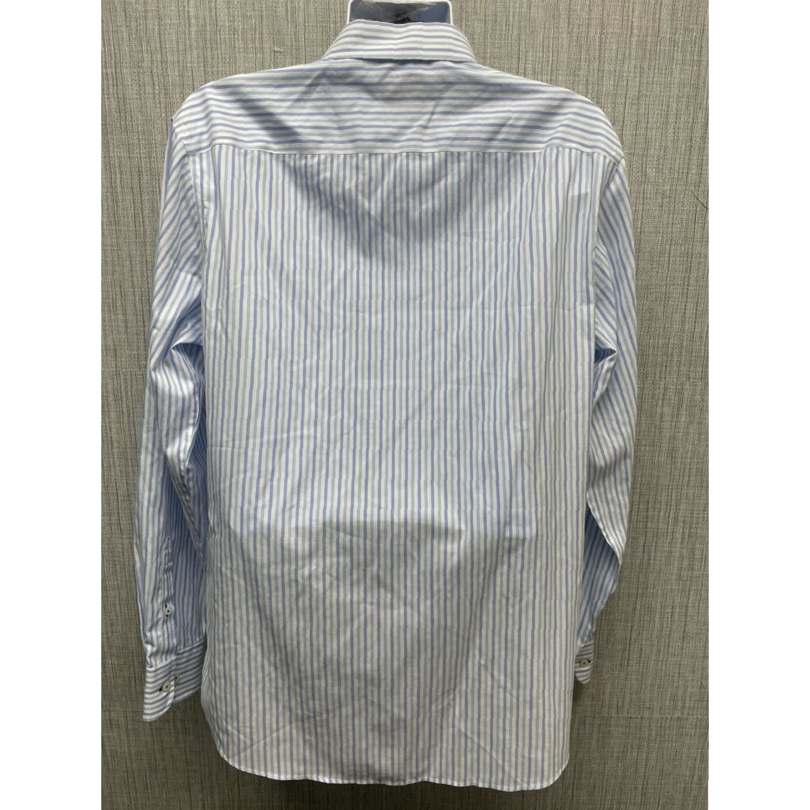 UNTUCKit UNTUCKit Two-Ply Cotton Light Blue Long Sleeve Button Down Shirt Mens XL Size US XL / EU 56 / 4 - 5 Thumbnail