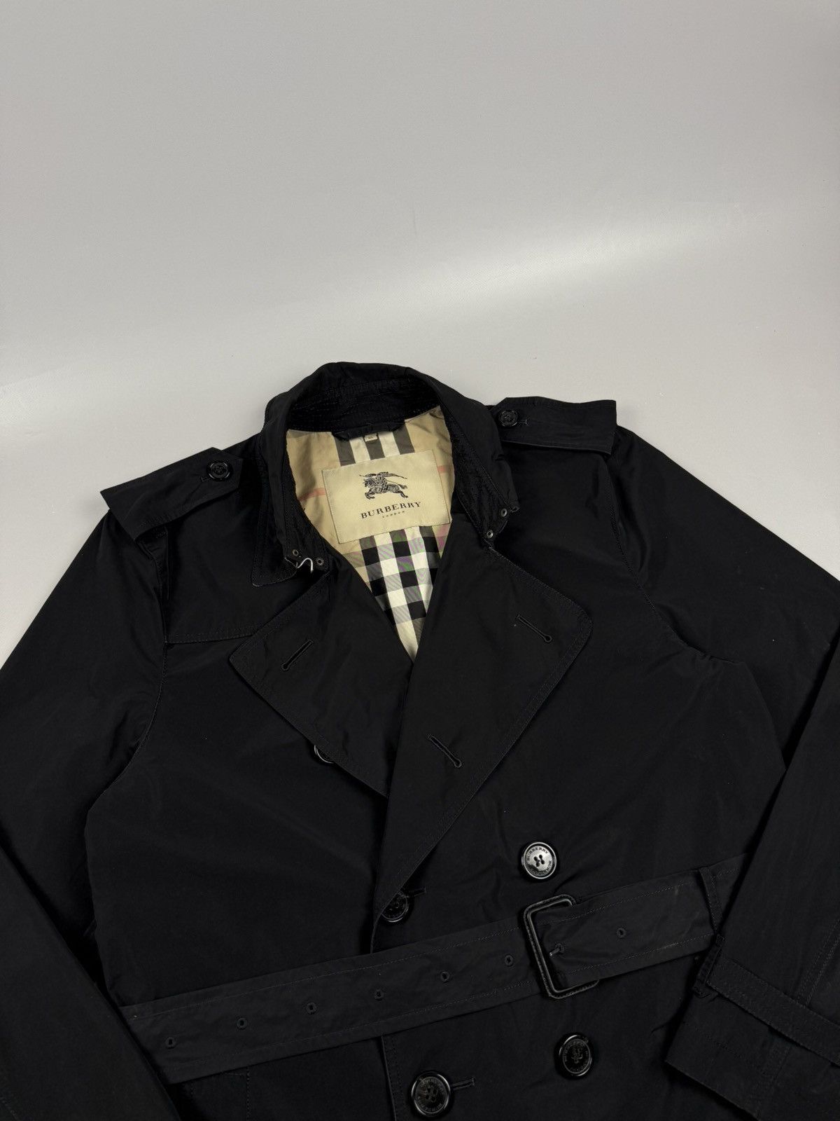 Burberry Burberry trench coat kensington iconic black model novacheck Size US L / EU 52-54 / 3 - 5 Thumbnail