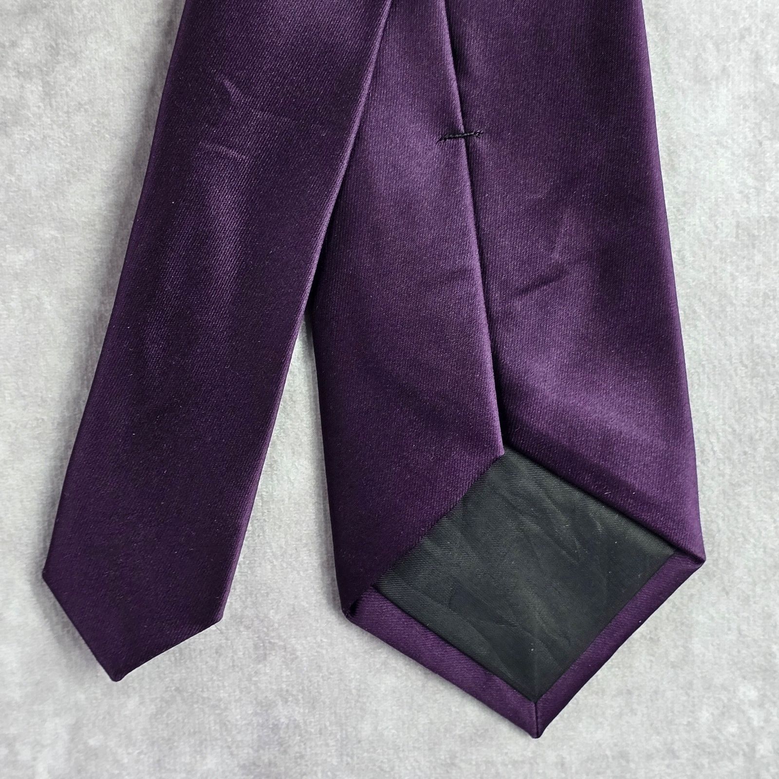Croft & Barrow Croft & Barrow Solid Purple Polyester Men's Neck Tie Size 30 - 5 Thumbnail