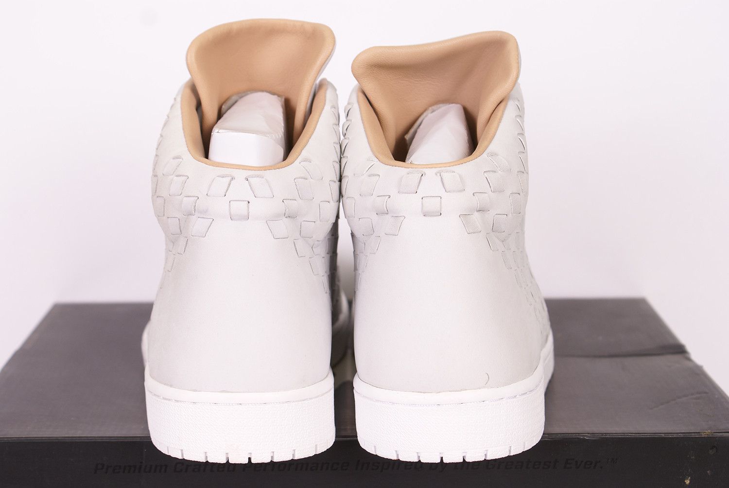 Jordan Brand 2014 Nike Air Jordan Shine WHITE PURE PLATINUM 689480 003 Size US 12 / EU 45 - 6 Thumbnail