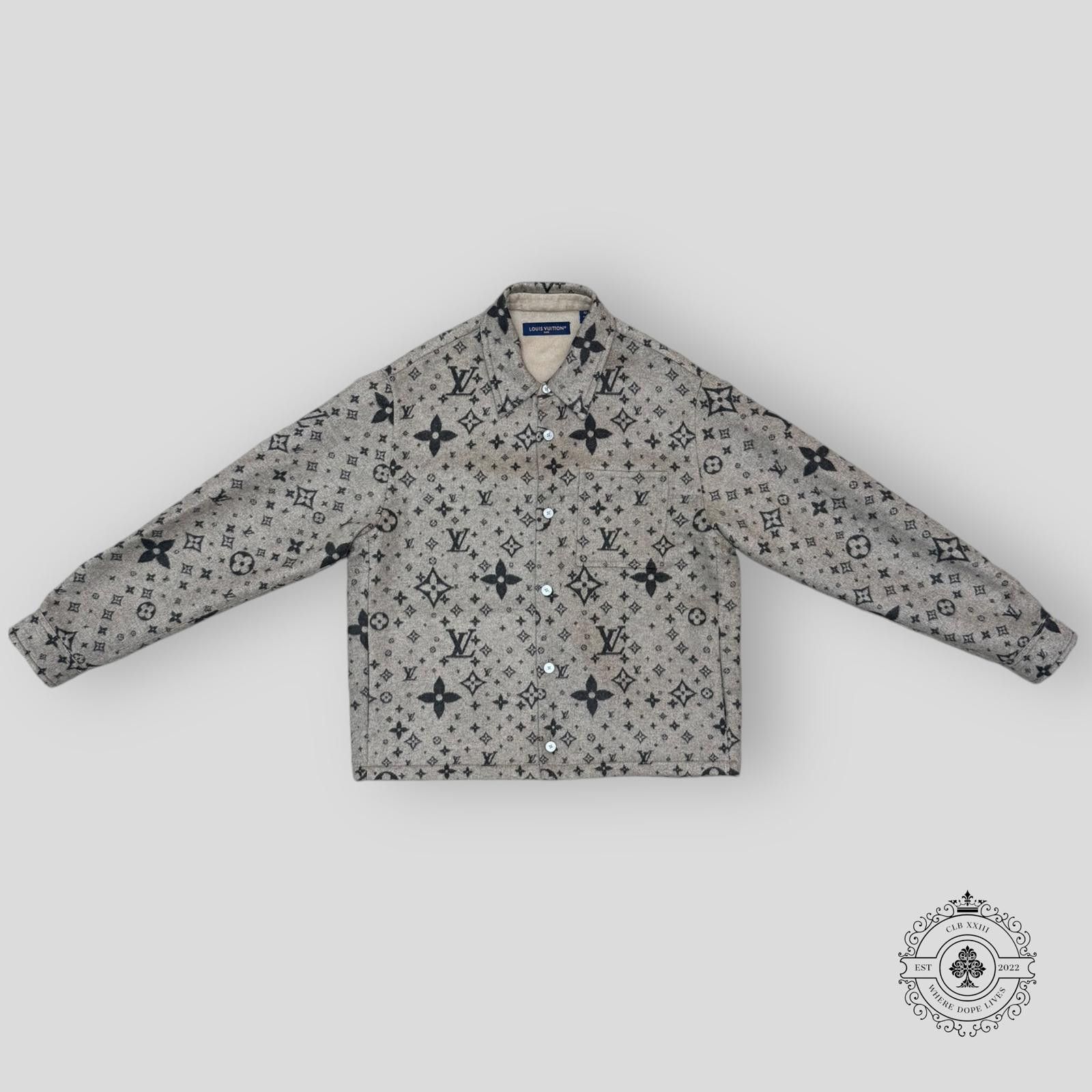 Louis Vuitton Louis Vuitton Monogram Cashmere Overshirt in Beige/Grey Size US L / EU 52-54 / 3 - 1 Thumbnail