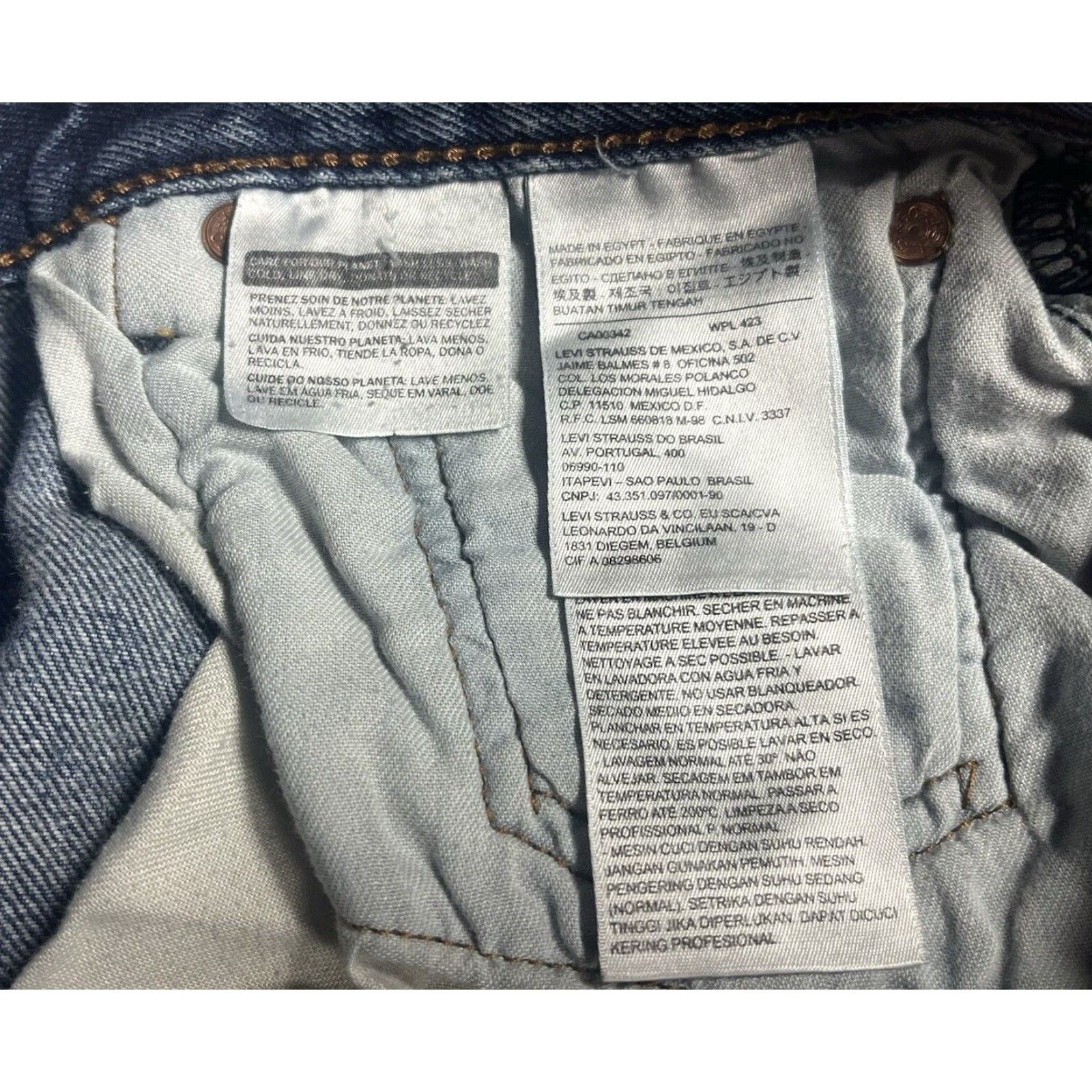 Levi's Levi's 501 Jeans Mens 36x30 Blue Medium Wash Distressed Button Fly Straight Leg 5-Pocket 90s USA Denim Cotton Casual Regular Mens Size US 36 / EU 52 - 6 Thumbnail