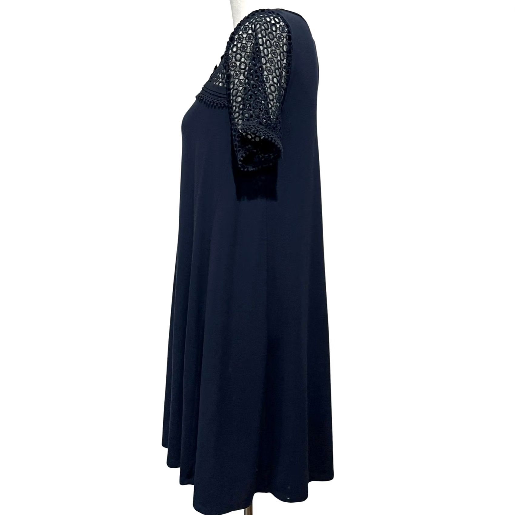 Ann Taylor Ann Taylor Loft Dress Womens Small Navy Blue Swing Lace Shoulders & Sleeves Size S / US 4 / IT 40 - 6 Thumbnail