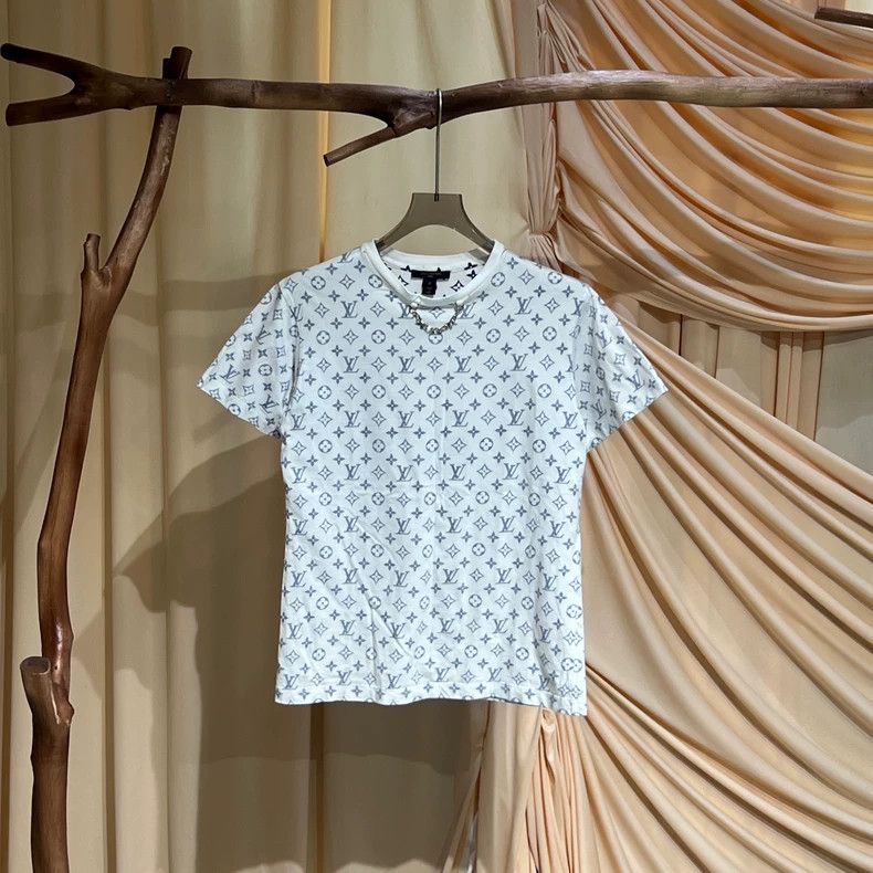 Louis Vuitton Louis Vuitton Blue presbyopic short sleeve Size US M / EU 48-50 / 2 - 1 Thumbnail