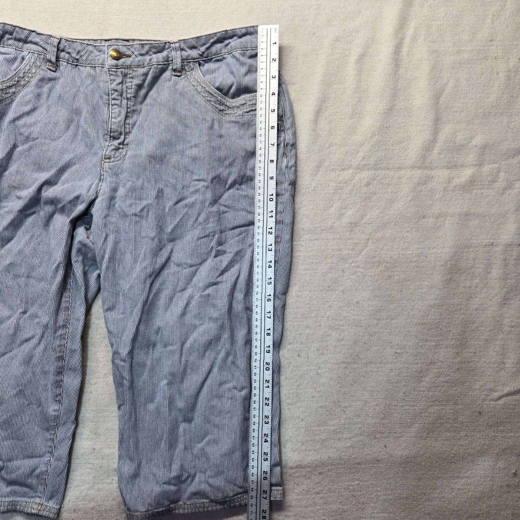 Vintage Kim Rogers Pants Capri Blue 18 Plus Size Women Adult Capri Pants Blue Kim Rogers 18 Plus Size Womens Pant Capri Formal Vintage No 18? Size 26" / US 2 / IT 38 - 7 Thumbnail