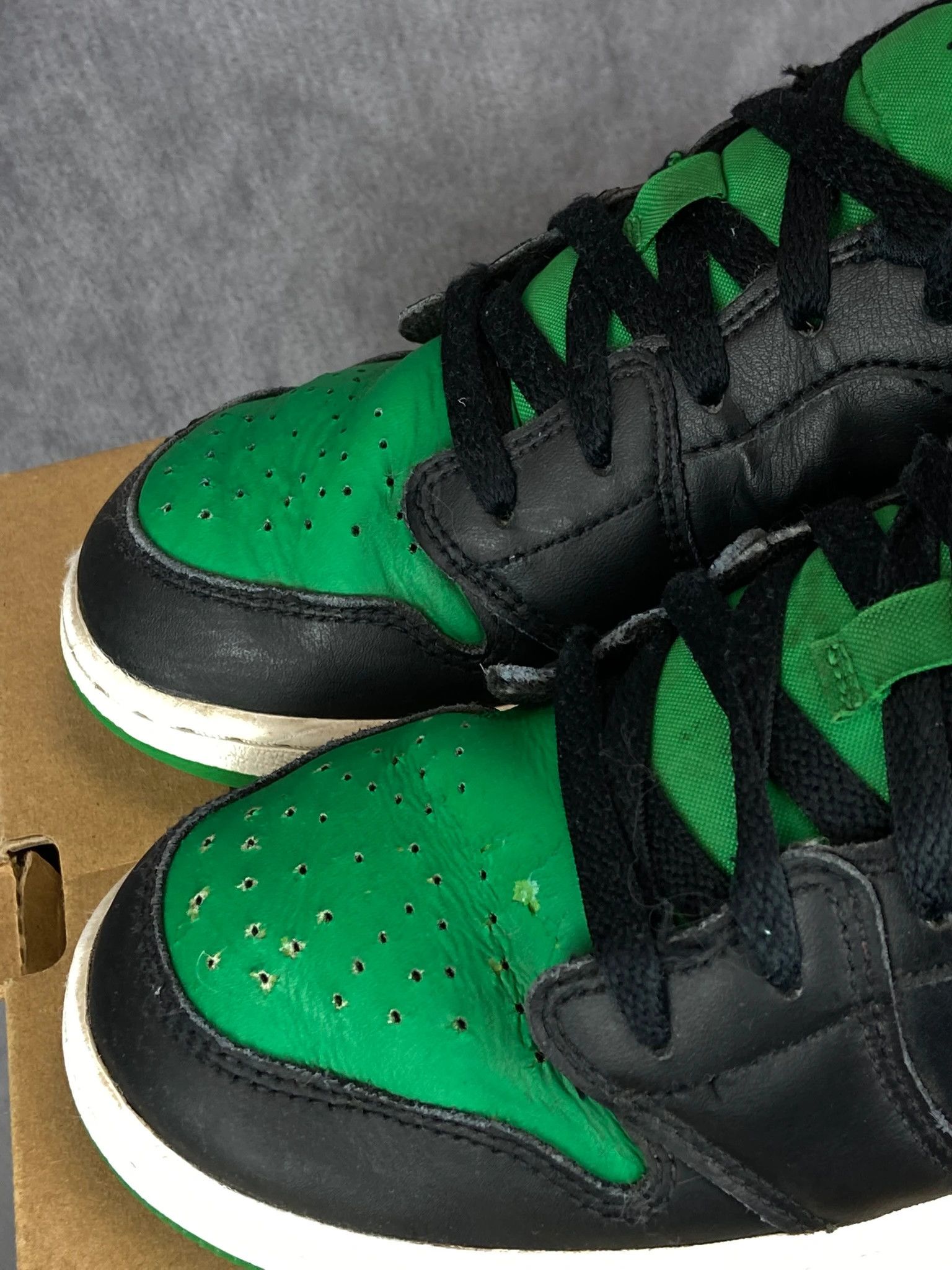 Nike Air Jordan 1 Low Black Green Sneakers 38.5 Size US 5.5 / EU 38 - 4 Thumbnail