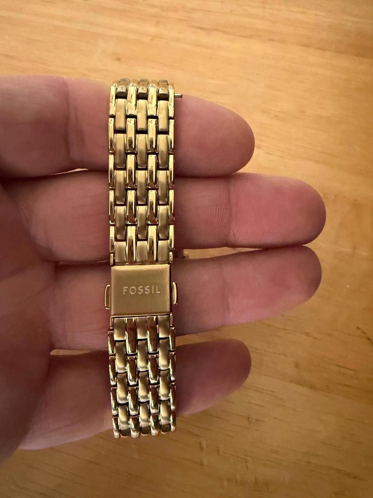 Fossil Fossil Raquel Quartz Silver Dial Ladies Watch ES5220 Size ONE SIZE - 5 Thumbnail