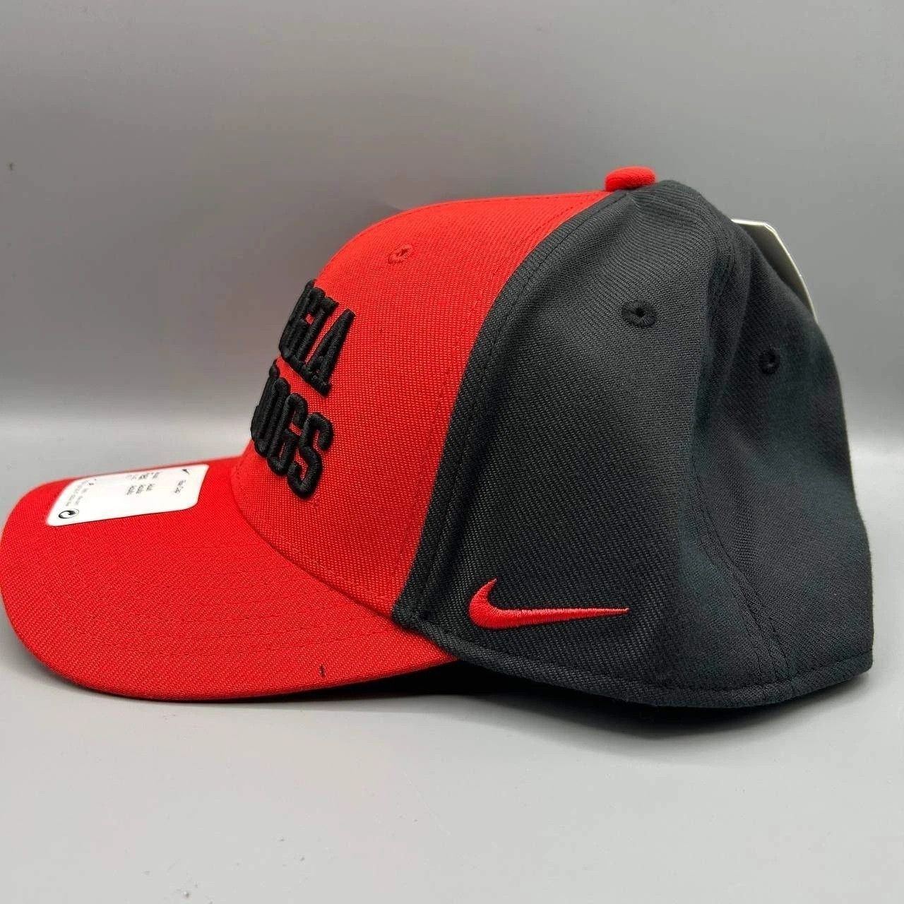 Nike Georgia Bulldogs x Nike Rise Hat M-L Dri-Fit Stretch Fitted Size ONE SIZE - 3 Thumbnail