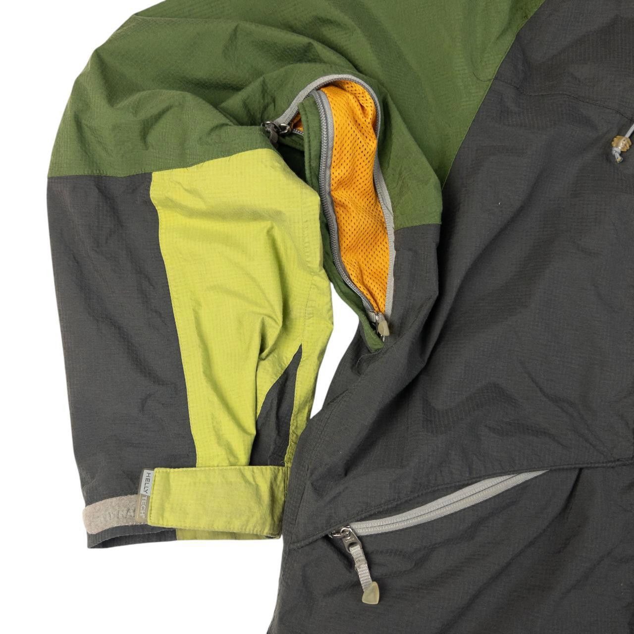 Helly Hansen Vintage Helly Hansen Hellytech Snowboarding Jacket Size M Size US M / EU 48-50 / 2 - 6 Thumbnail