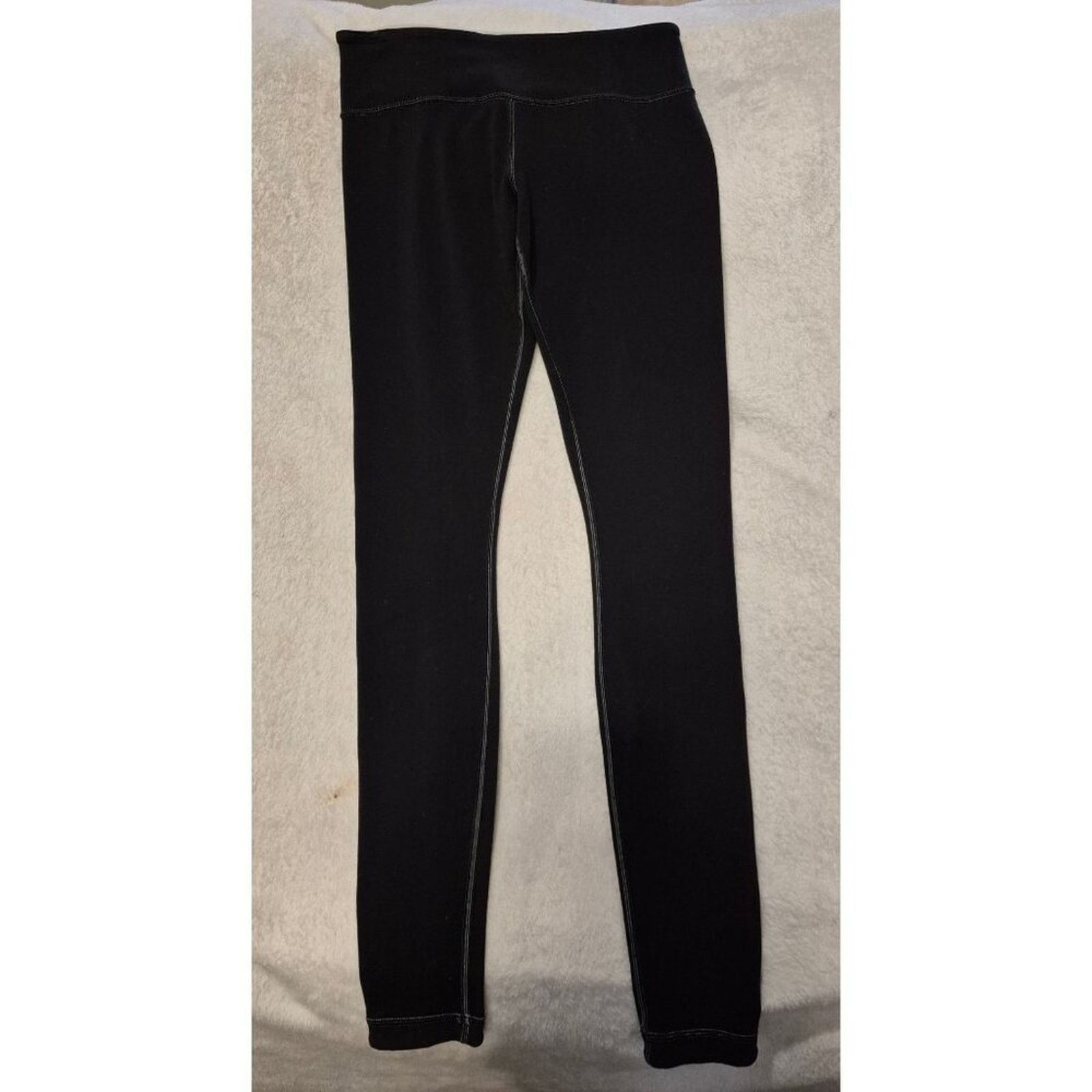 Lululemon Lululemon Wunder Under Reversible Leggings Black Mint Size 8 Size 30" / US 8 / IT 44 - 1 Thumbnail