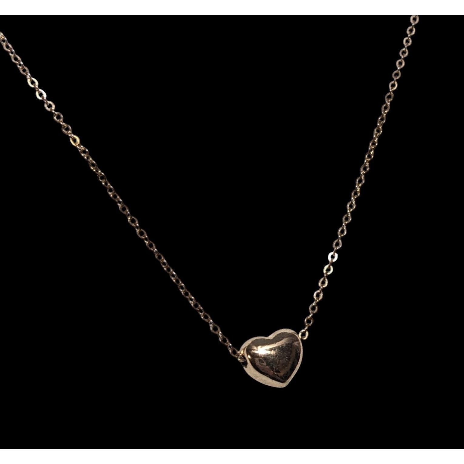 Other Minimalist Gold Tone Heart Pendant Necklace Size ONE SIZE - 3 Thumbnail
