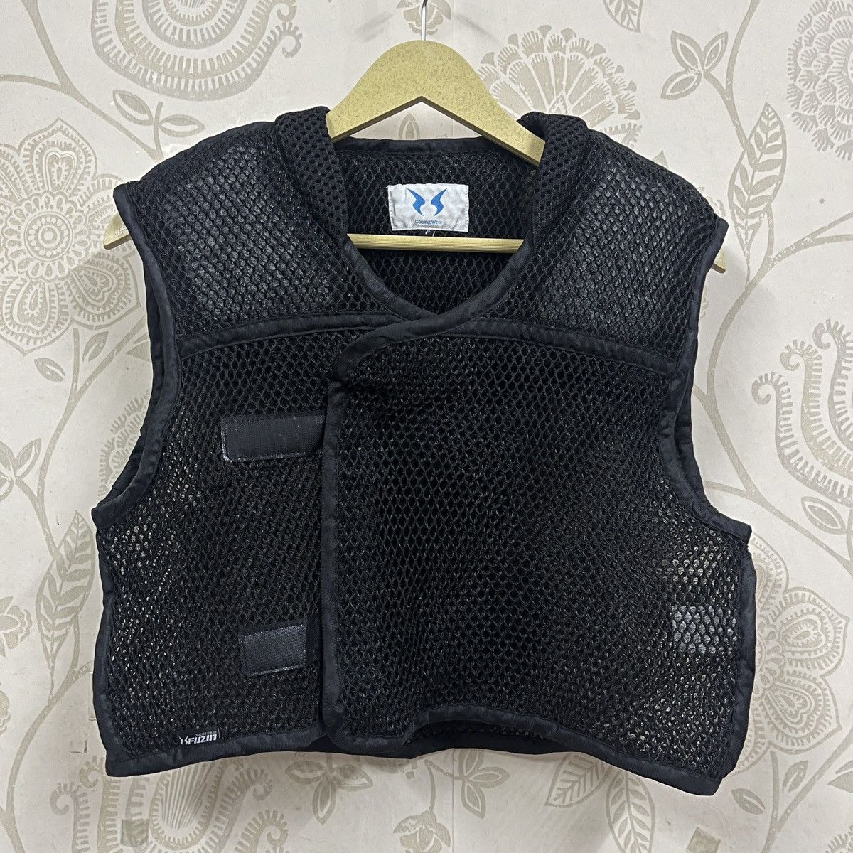 image of Outdoor Life x Voodoo Tactical Tactical Cooling Wear Safety Vest Japan in Black, Men's (Size Medium